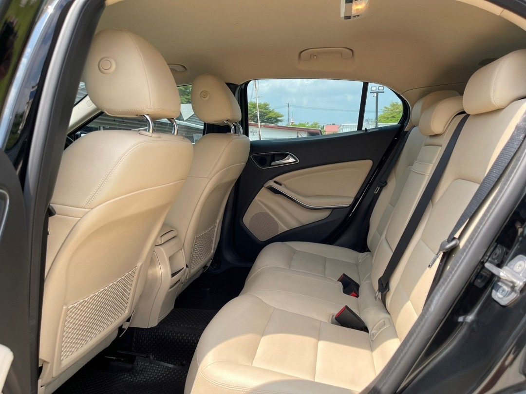 Mercedes-Benz GLA200 1.6 Urban Facelift (W156) ปี 2019 จด 2021