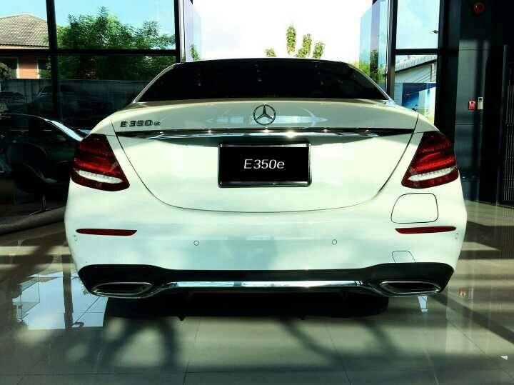 Mercedes-Benz E350 2.0 W213 (ปี 16-20) e AMG Dynamic Sedan AT ปี 2018