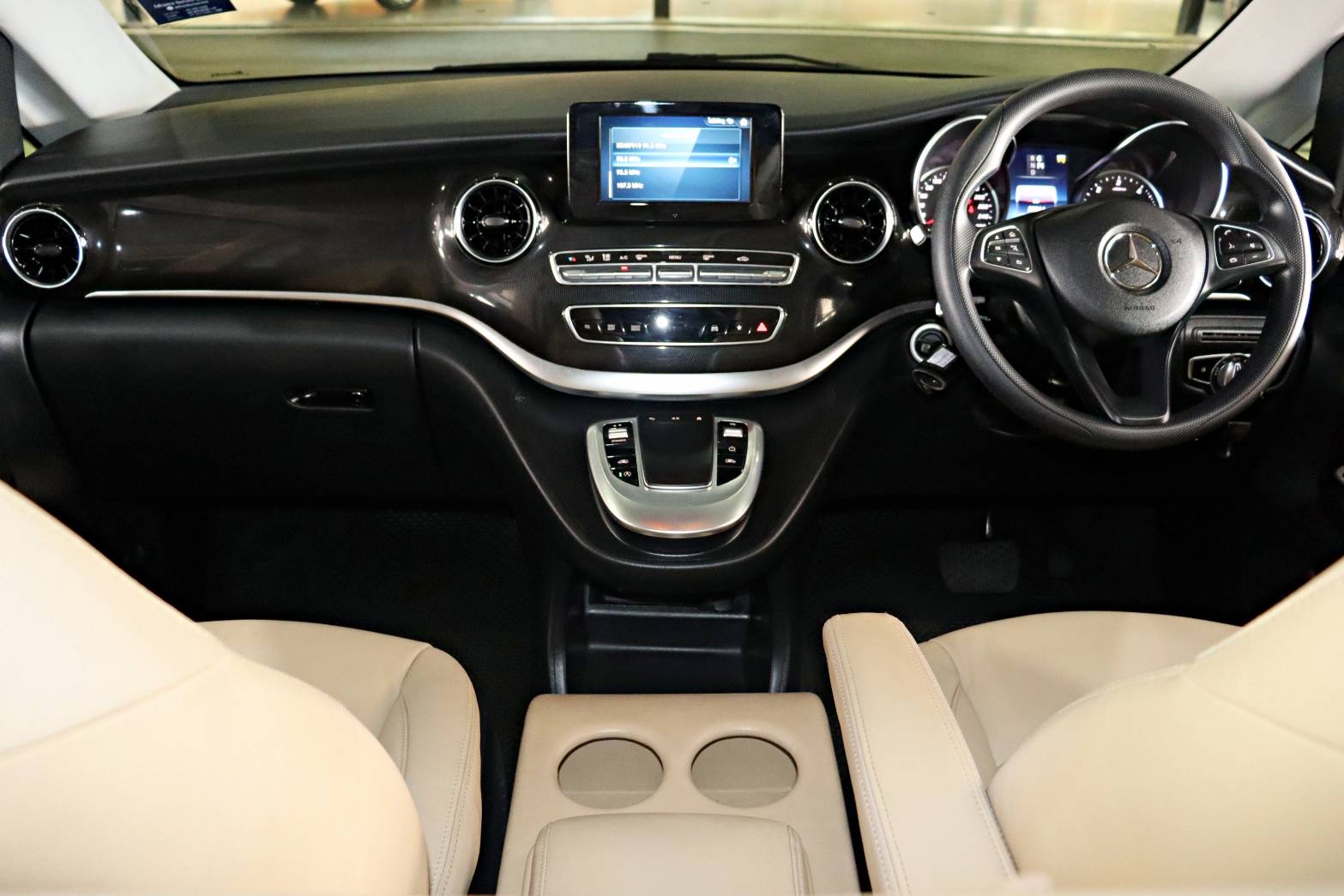 Benz V250d 2.1 Business+ (W447) ปี 2022