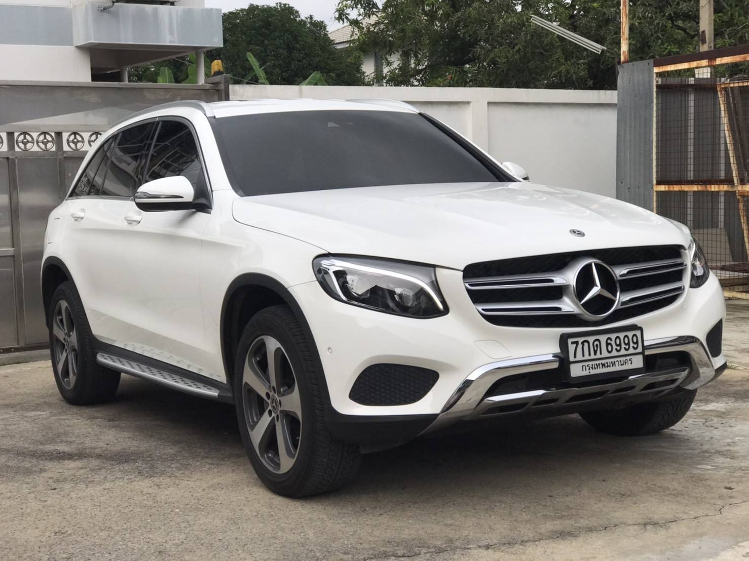 Mercedes Benz GLC 250d offroad ปี 2018