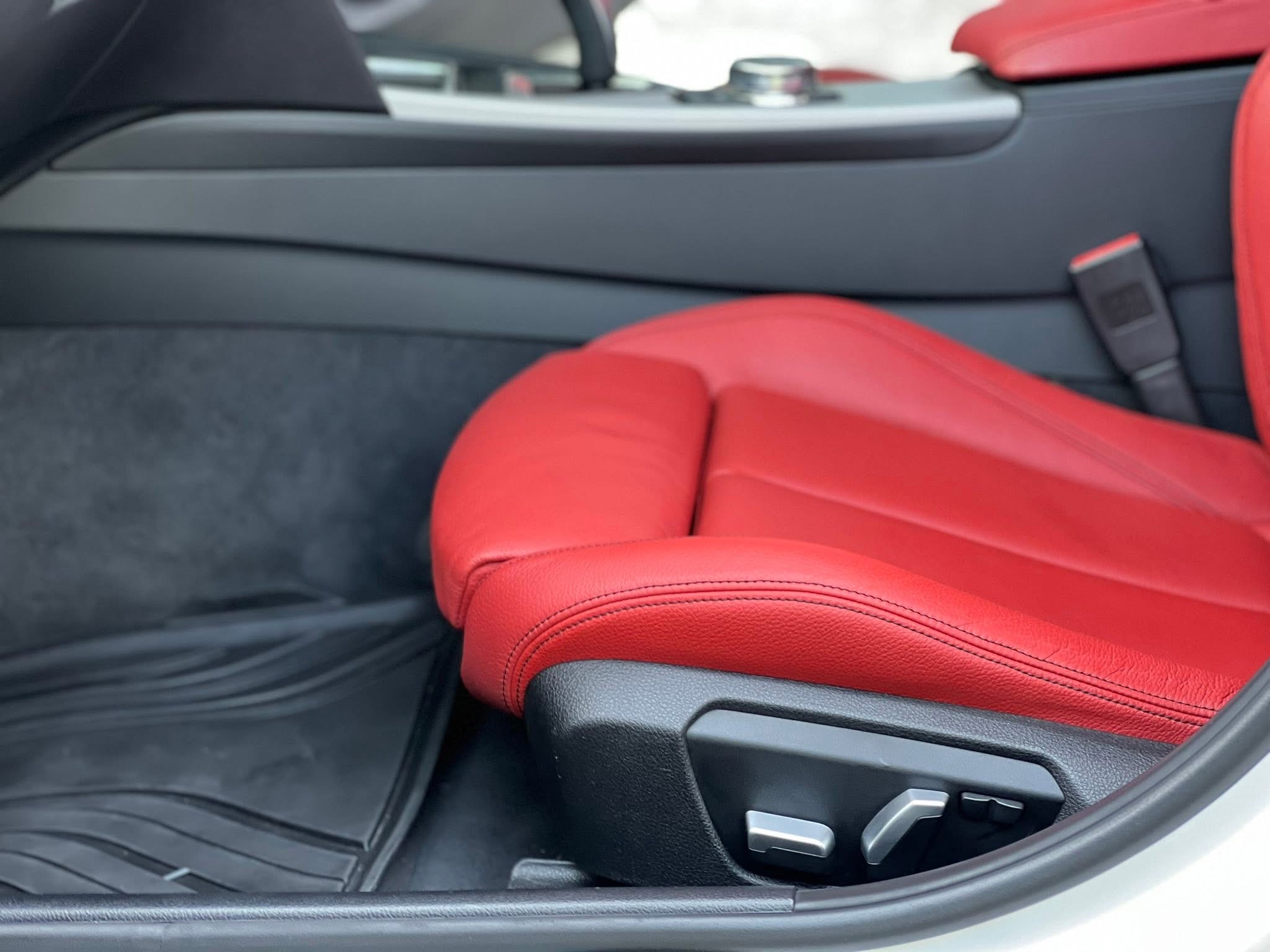 BMW F30 330e M Sport ปี 2017