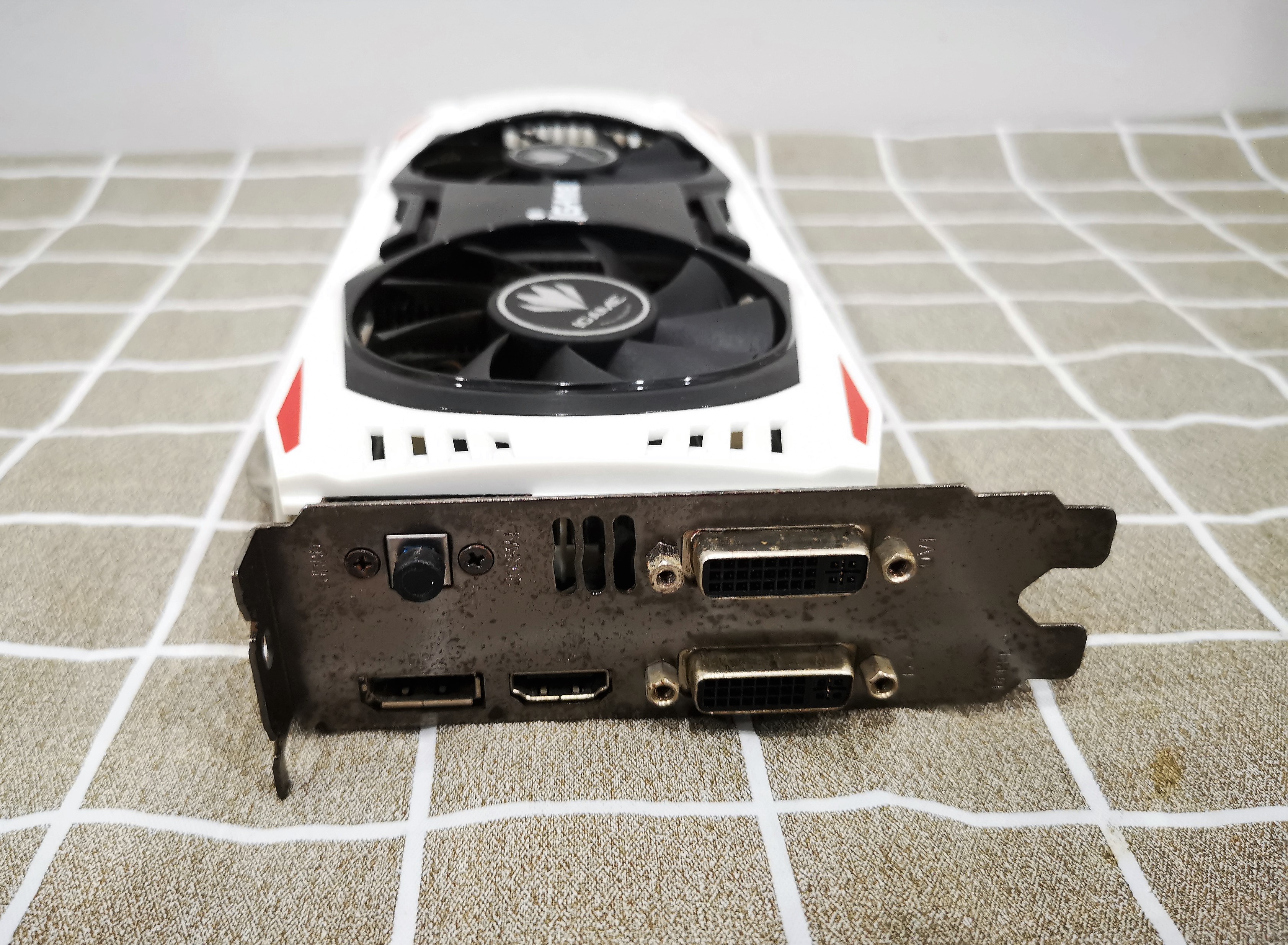 Colorful iGame GTX 650 Ti BOOST 2GB GDDR5 192Bit