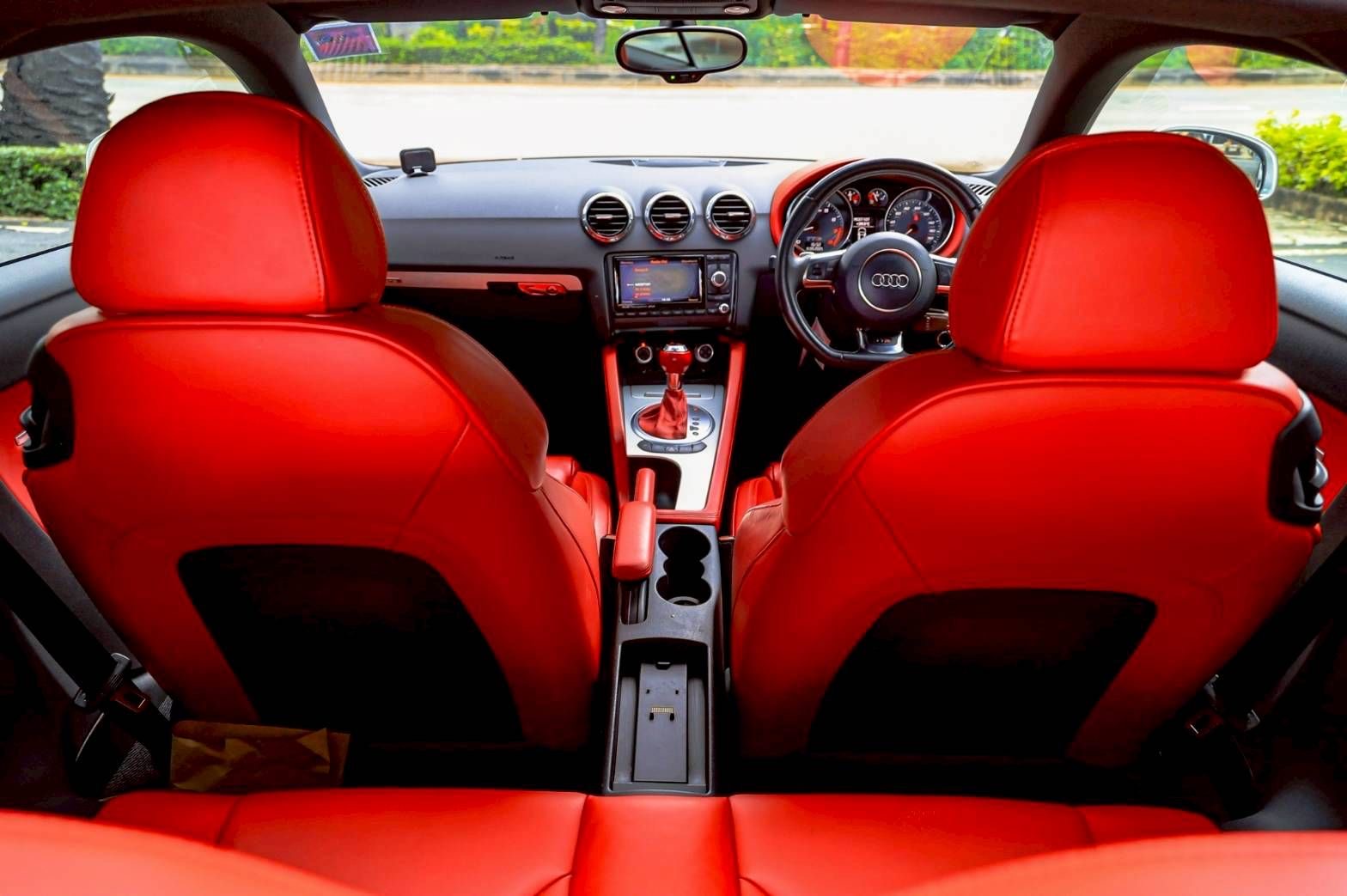 Audi TTS MK2 Exclusive ปี 2011