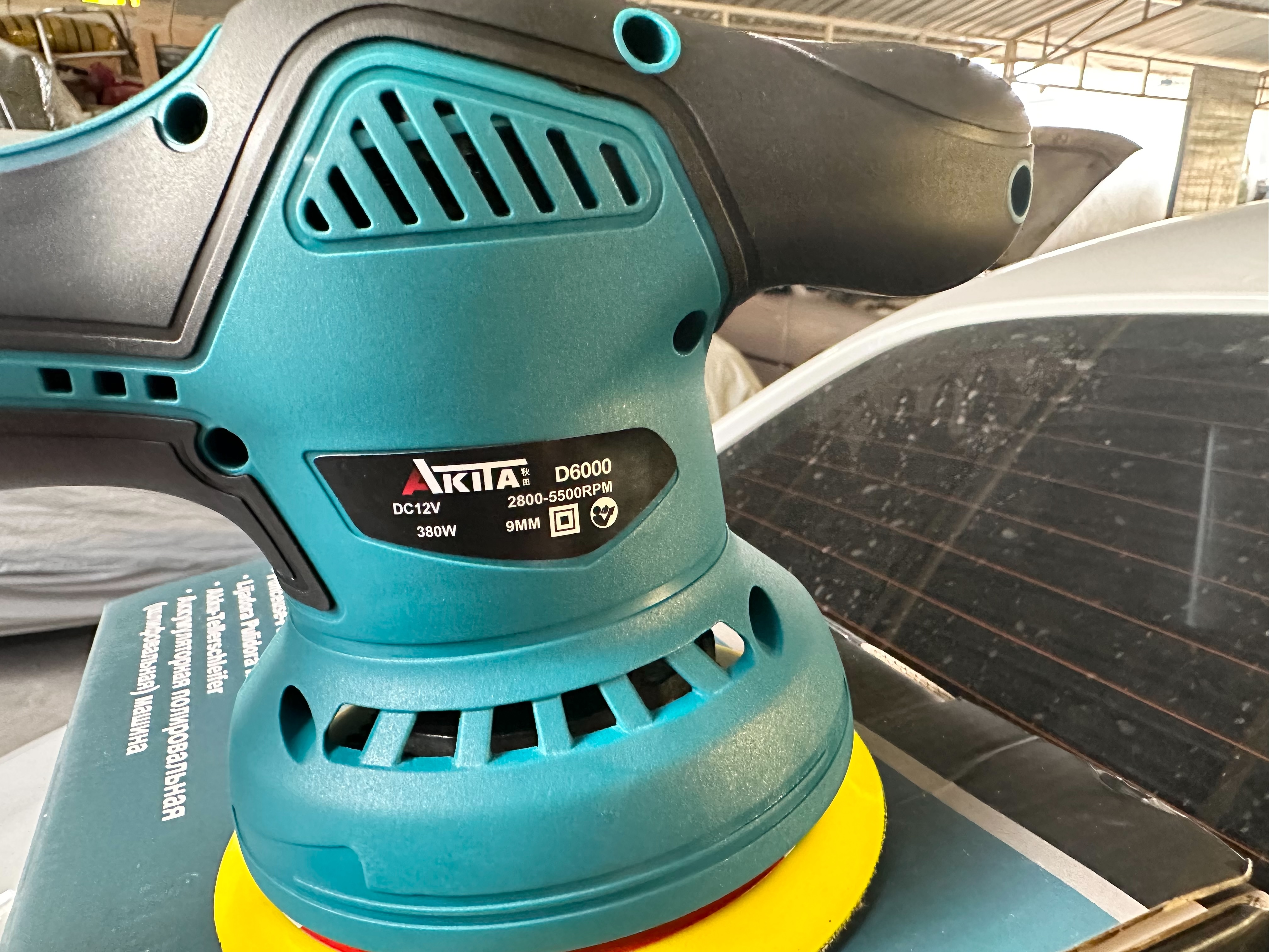 เครื่องขัดกระดาษทรายแบบสั่นไร้สาย ยี่ห้อ AKITA 12V