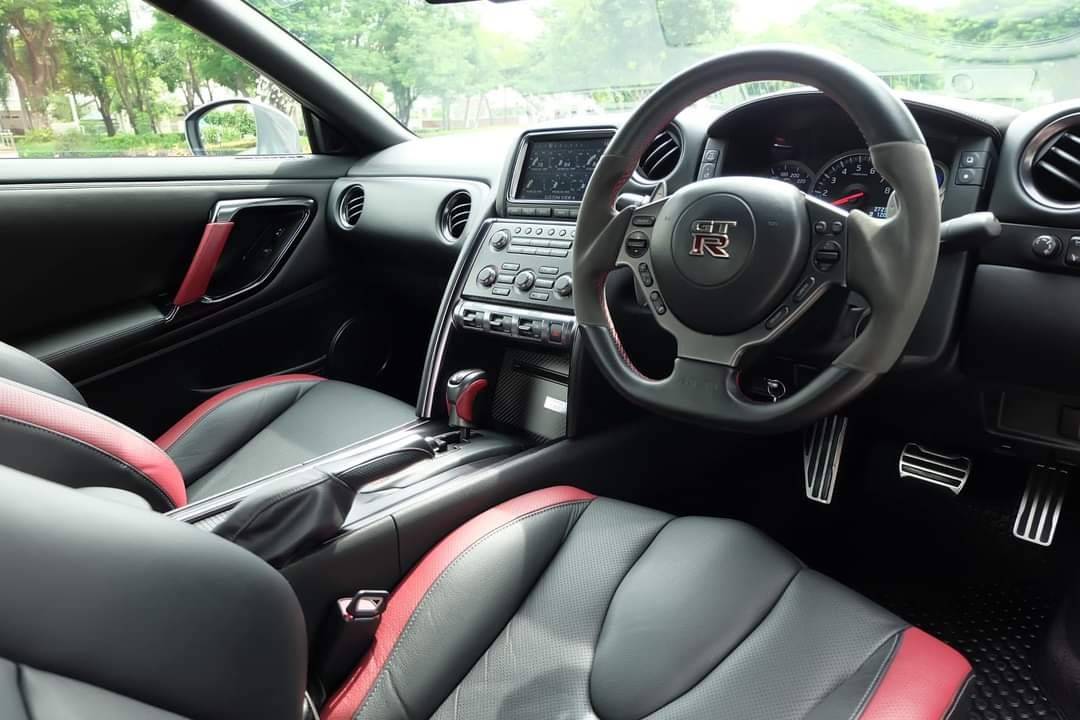 Nissan R35 GTR UK-Spec Minorchange ปี 2011