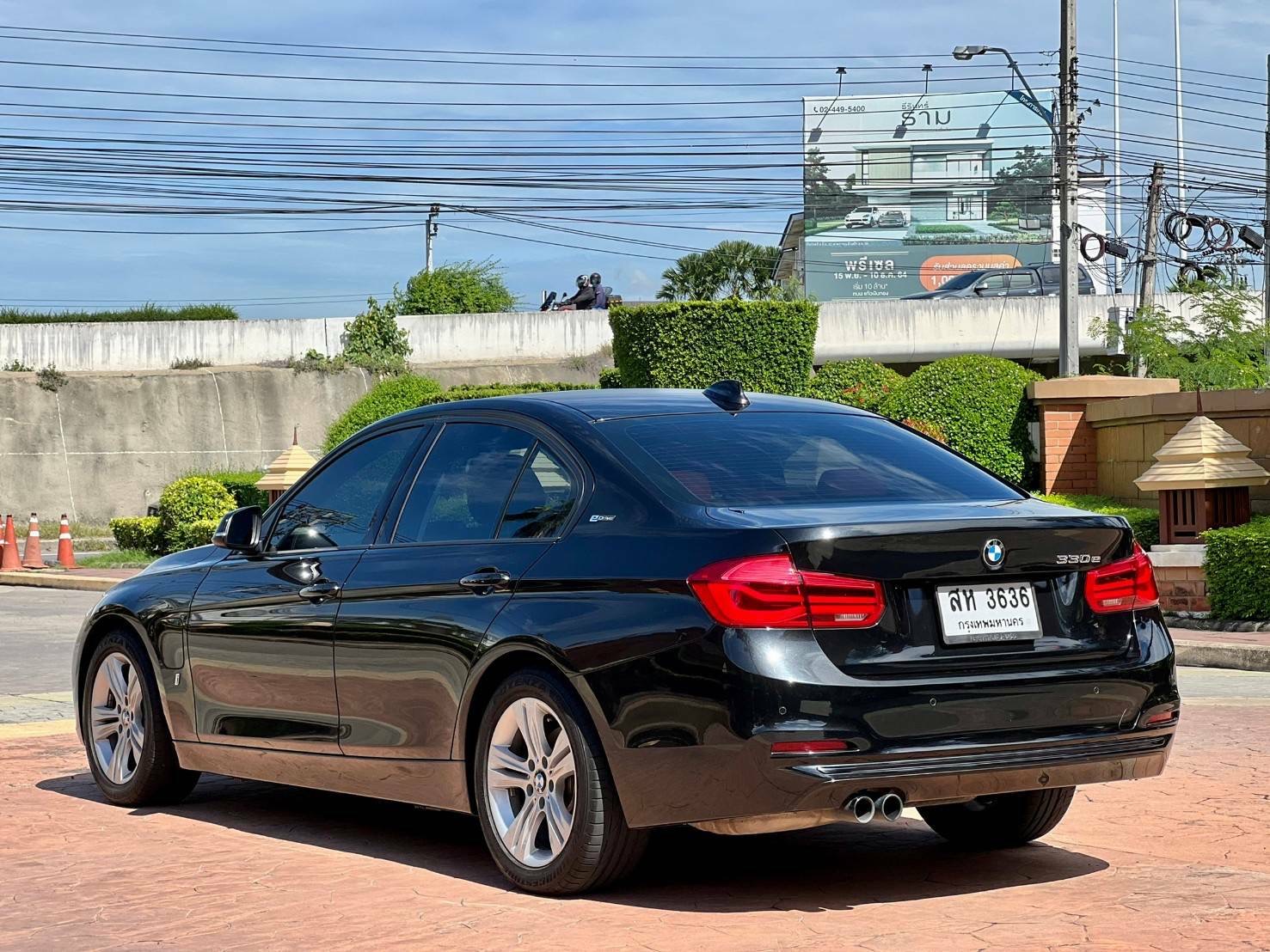 BMW 330e Sport ปี 2017จด2018