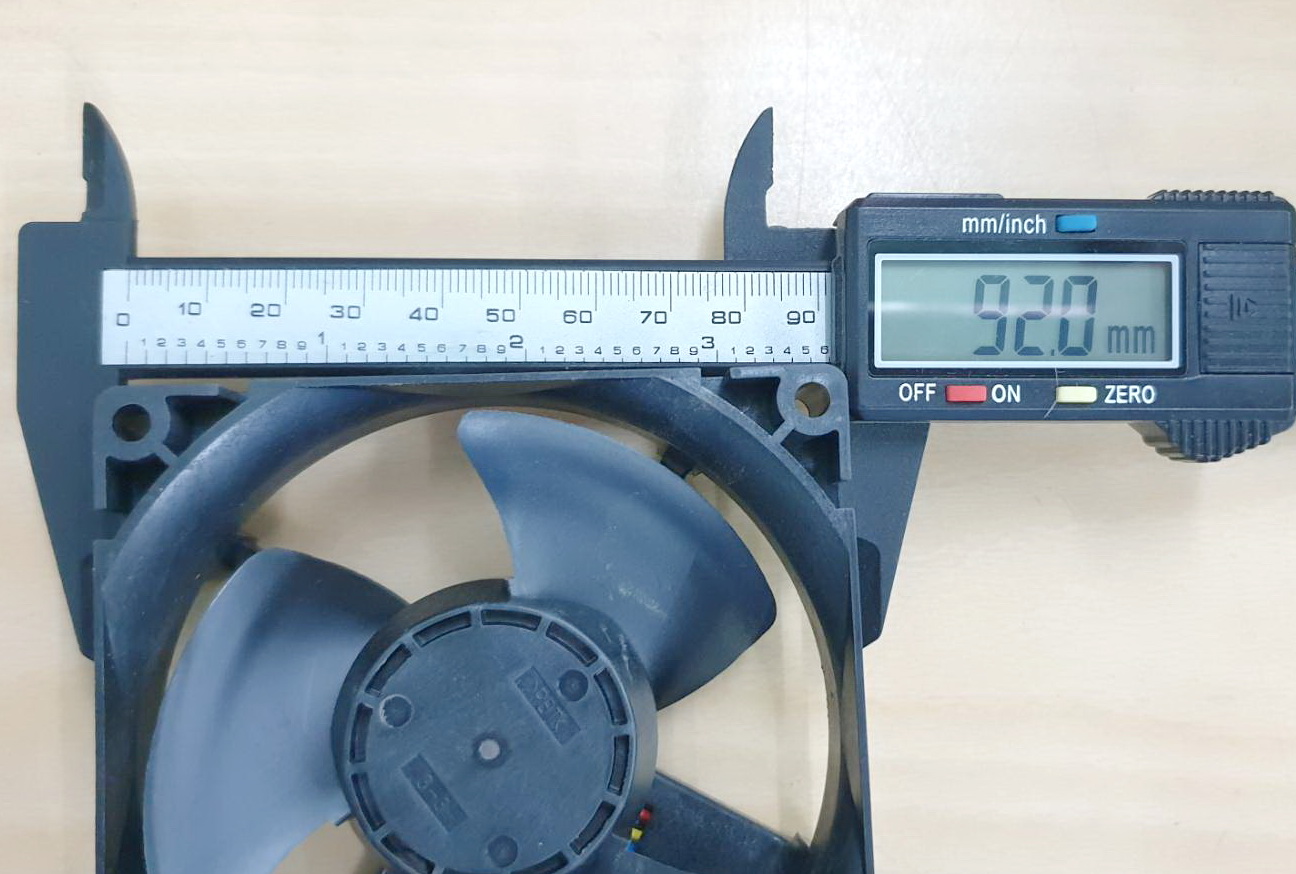 พัดลม 09232JS-14N-BU 14VDC ตู้เย็น TOSHIBA GR-A25K,A28K