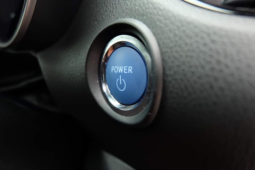 Toyota C-HR 1.8 Hybrid High ปี 2020