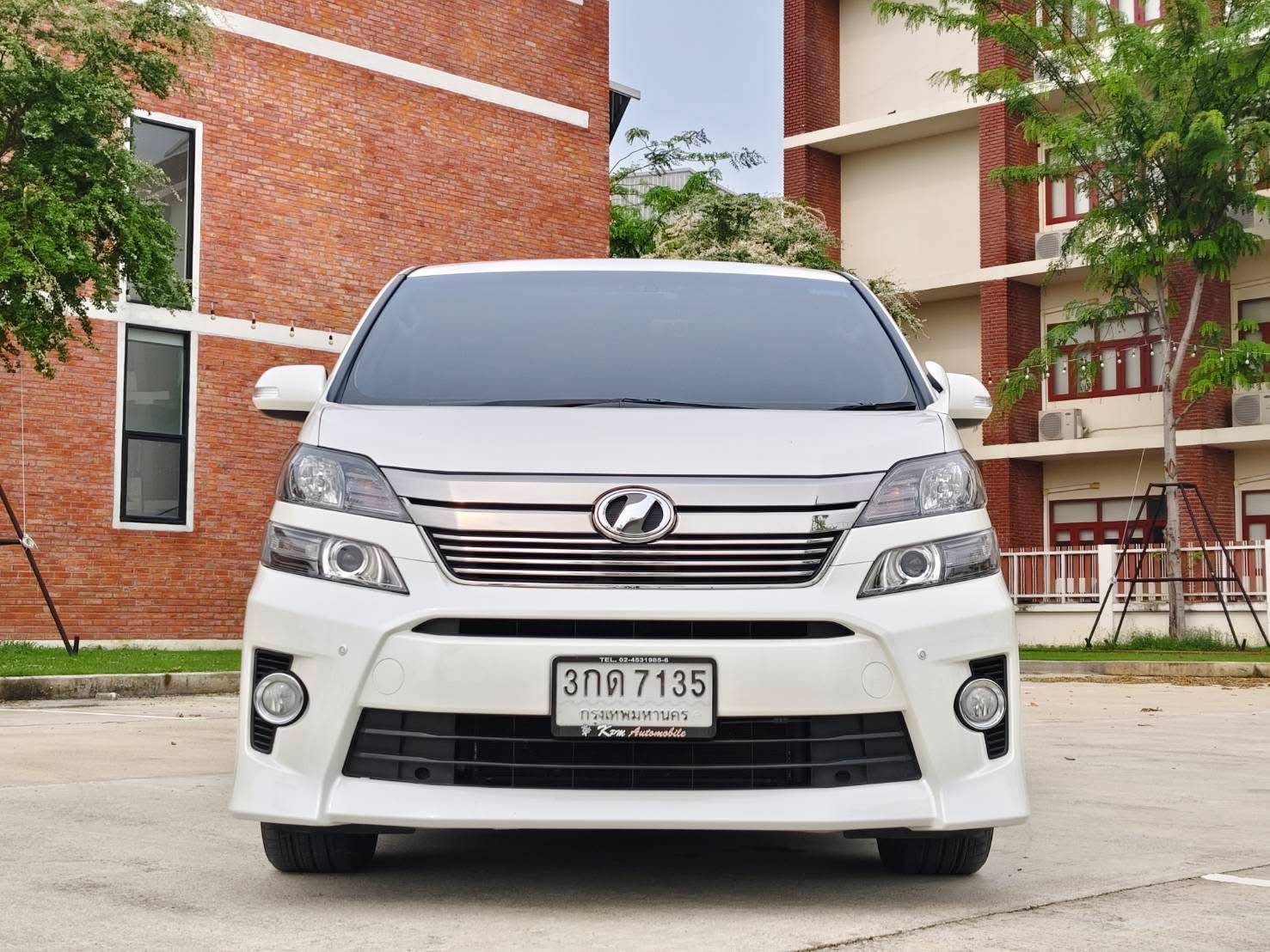 TOYOTA VELLFIRE 2.4 V ZG Edition ปี 2014