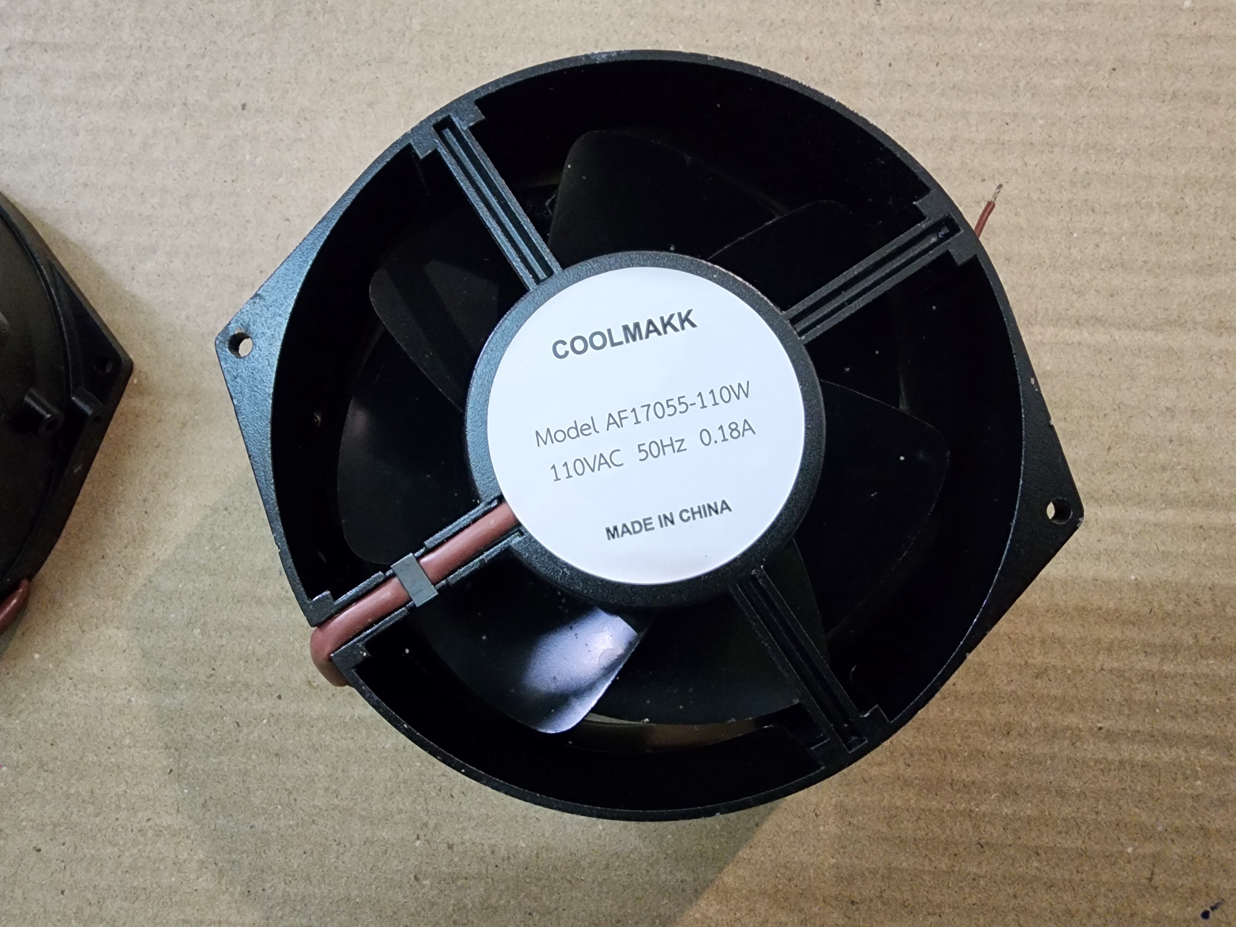 พัดลม 100V 110V AC 2 สาย ใบพัดเหล็ก Size 172x150x55mm