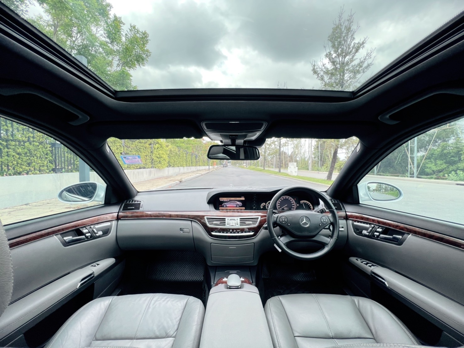 Mercedes Benz S300 L สีบรอนซ์ รหัสW221 ปี2010