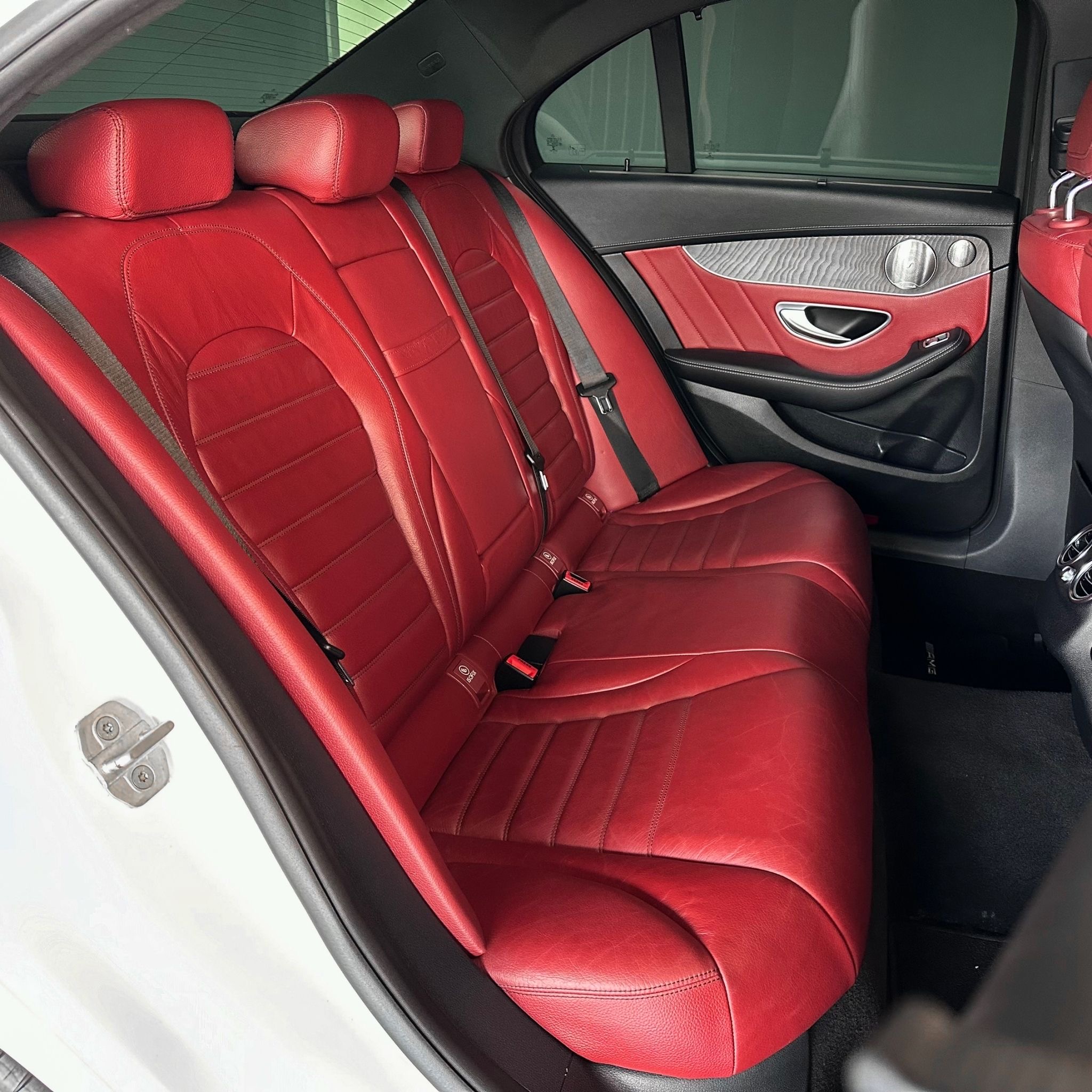 Mercedes Benz C300 Bluetec hybrid AMG Dynamic ปี 2015