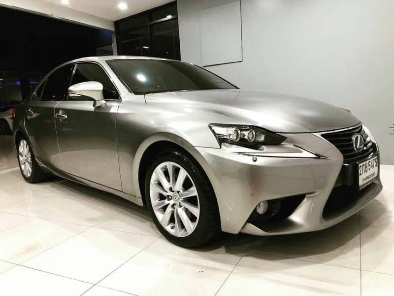 Lexus IS300h Premium 2.5 Hybrid Top ปี 2013