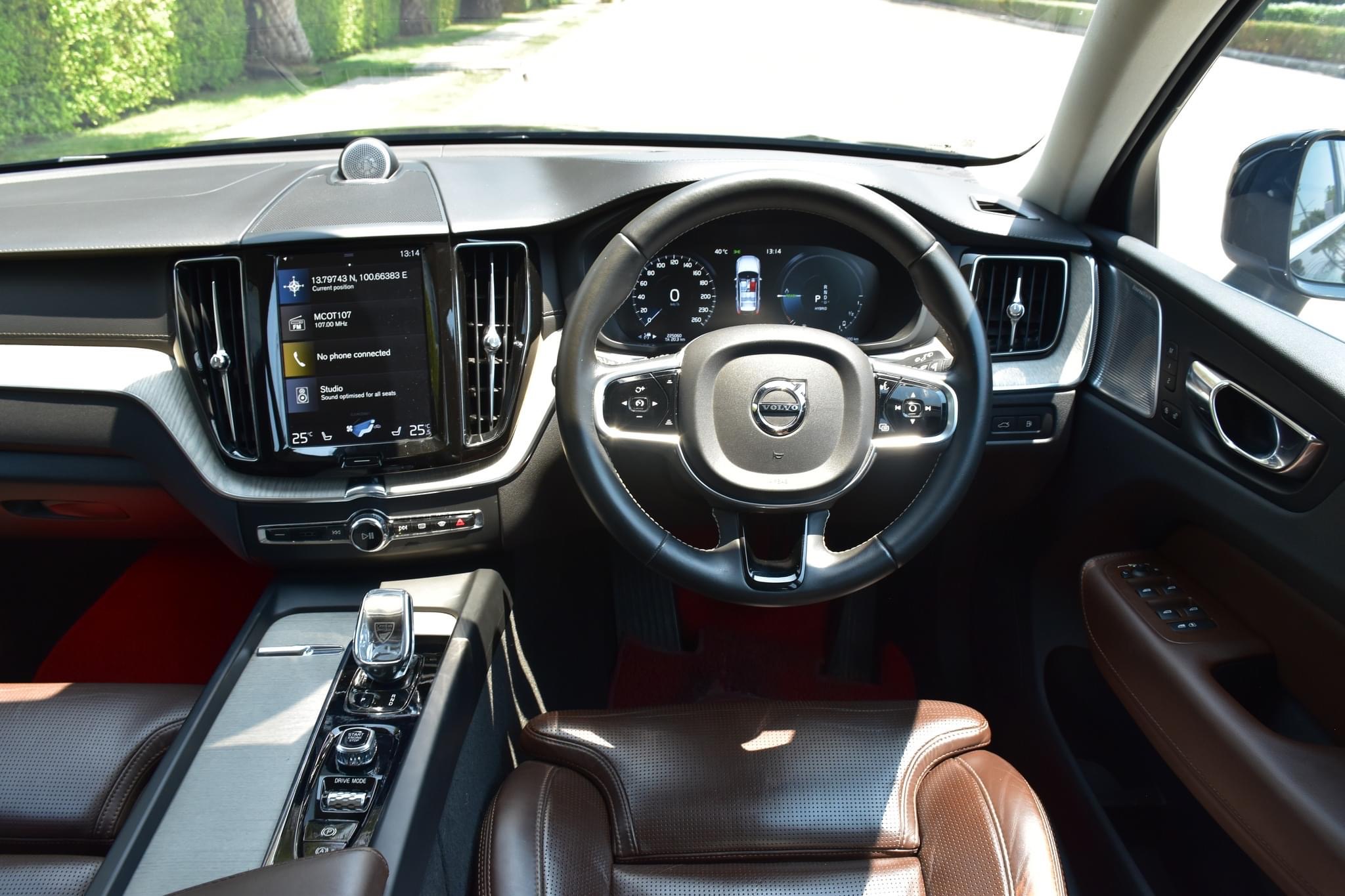 VOLVO XC60 T8 2.0 HYBIRD INSCRIPTION 4WD TOPสุด ปี2020