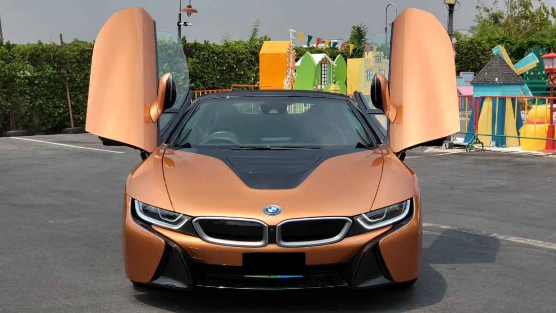 BMW i8 Roadster ปี 2018