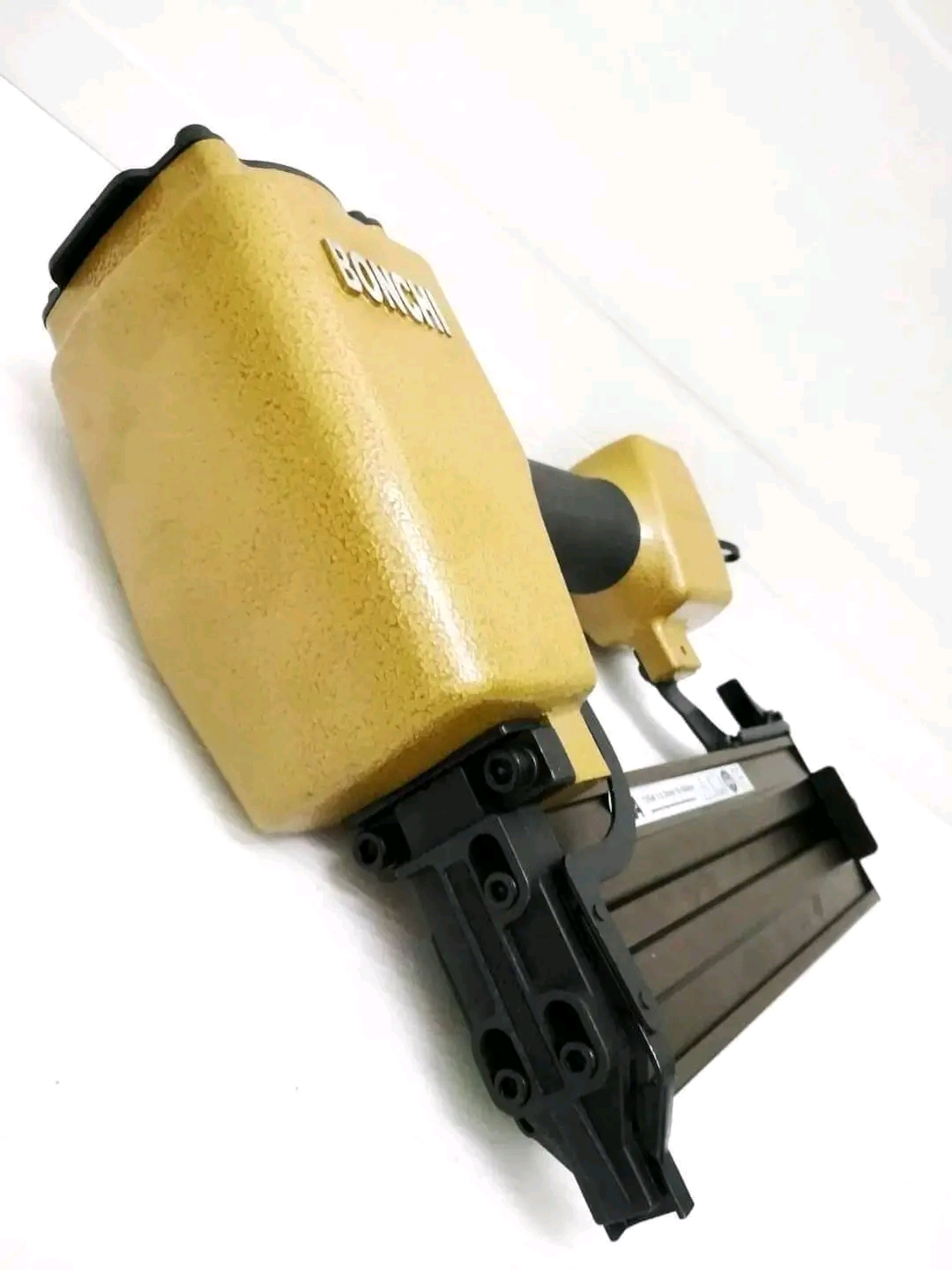 ปืนยิงตะปูเดี่ยว ยิงคอนกรีต ไม้ และเหล็กบาง BONCHI รุ่น ST-64