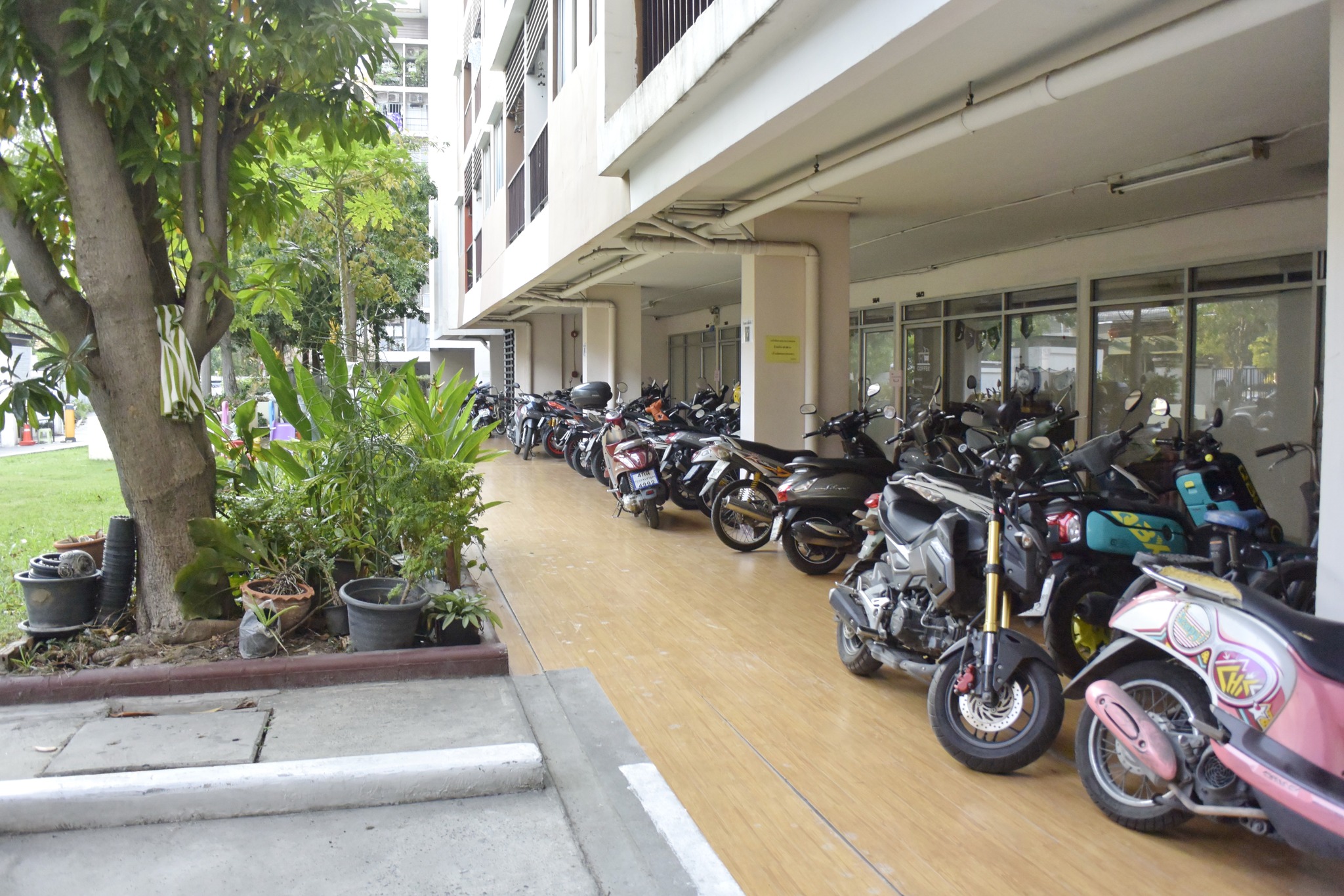 ให้เช่า บี คอนโด บางนา -ตราด กม.5