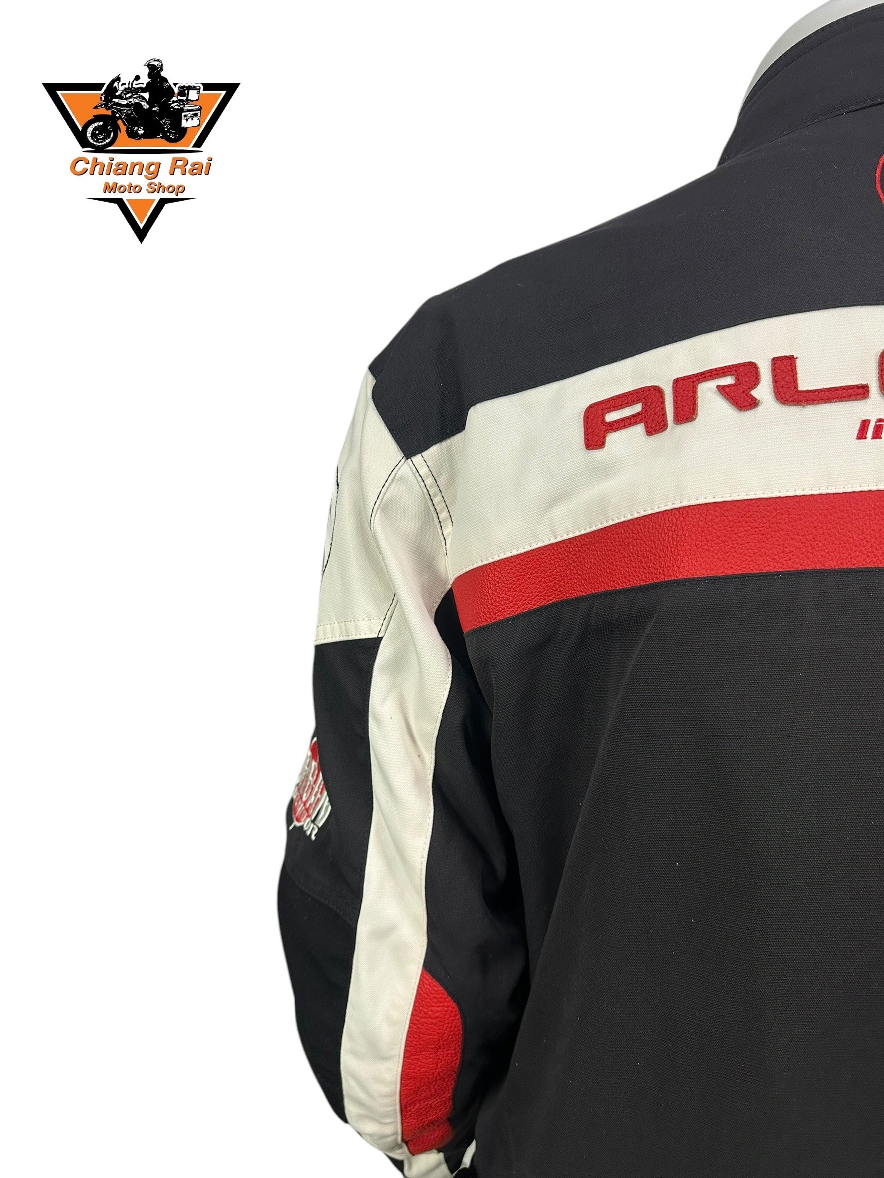 เสื้อขี่มอเตอร์ไซด์( มือสอง) RCSA 982 : อก 48" ยาว 25" (L) **Arlenness**