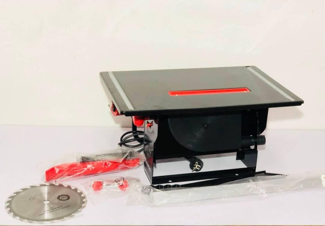 โต๊ะเลื่อยวงเดือน 8 นิ้ว BONCHI พร้อมเครื่องและใบตัด 8 นิ้ว