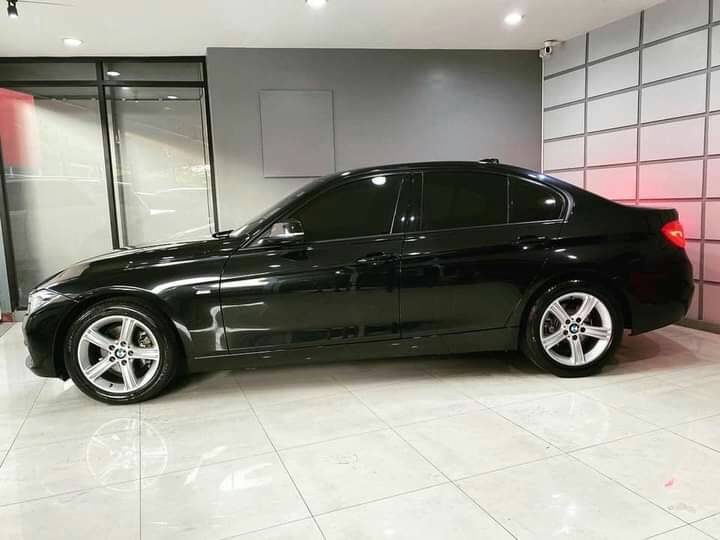 BMW 320i Sport F30 2.0 ปี 2016 LCI