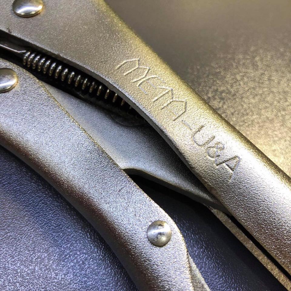 คีมล็อคตัว C ปากขยับได้ 11" ยี่ห้อ META