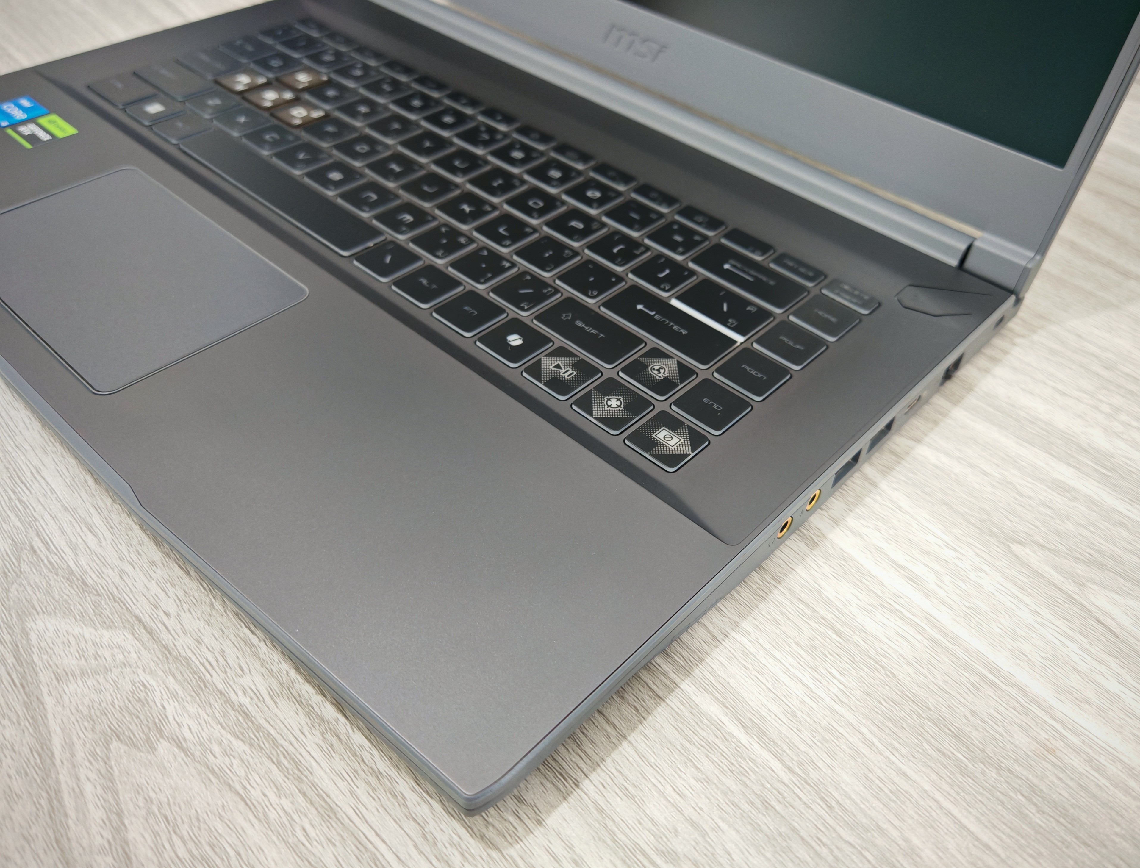 MSI Thin 15 B13UCX-1610TH