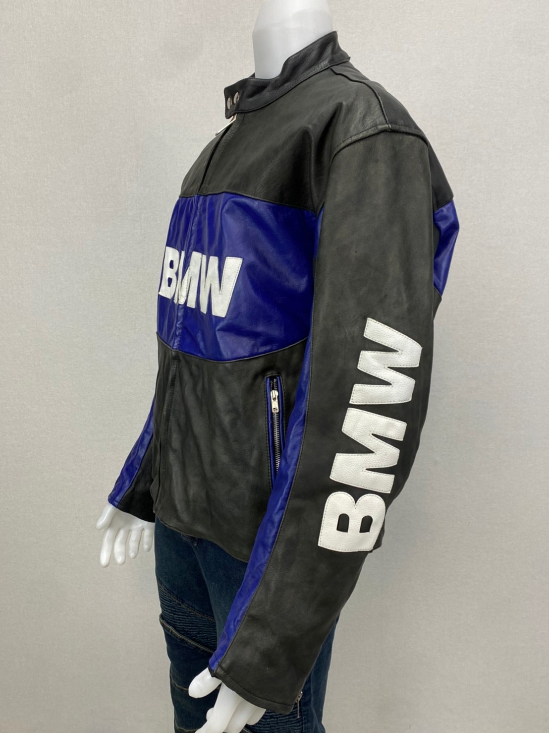 เสื้อการ์ดสำหรับขี่มอเตอร์ไซด์( มือสอง) RCSS 010: อก 46" ยาว 24" ** ไม่มีชื่อ** (ไม่มีการ์ด)