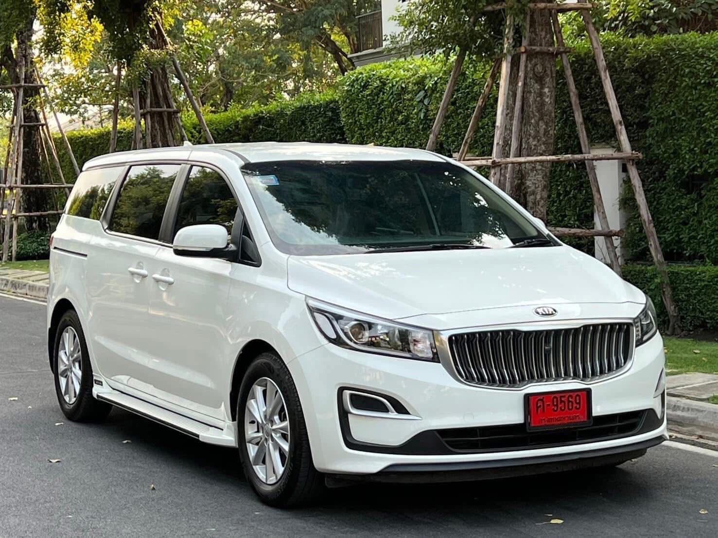 KIA GRAND CARNIVAL 2.2Diesel ปี2020