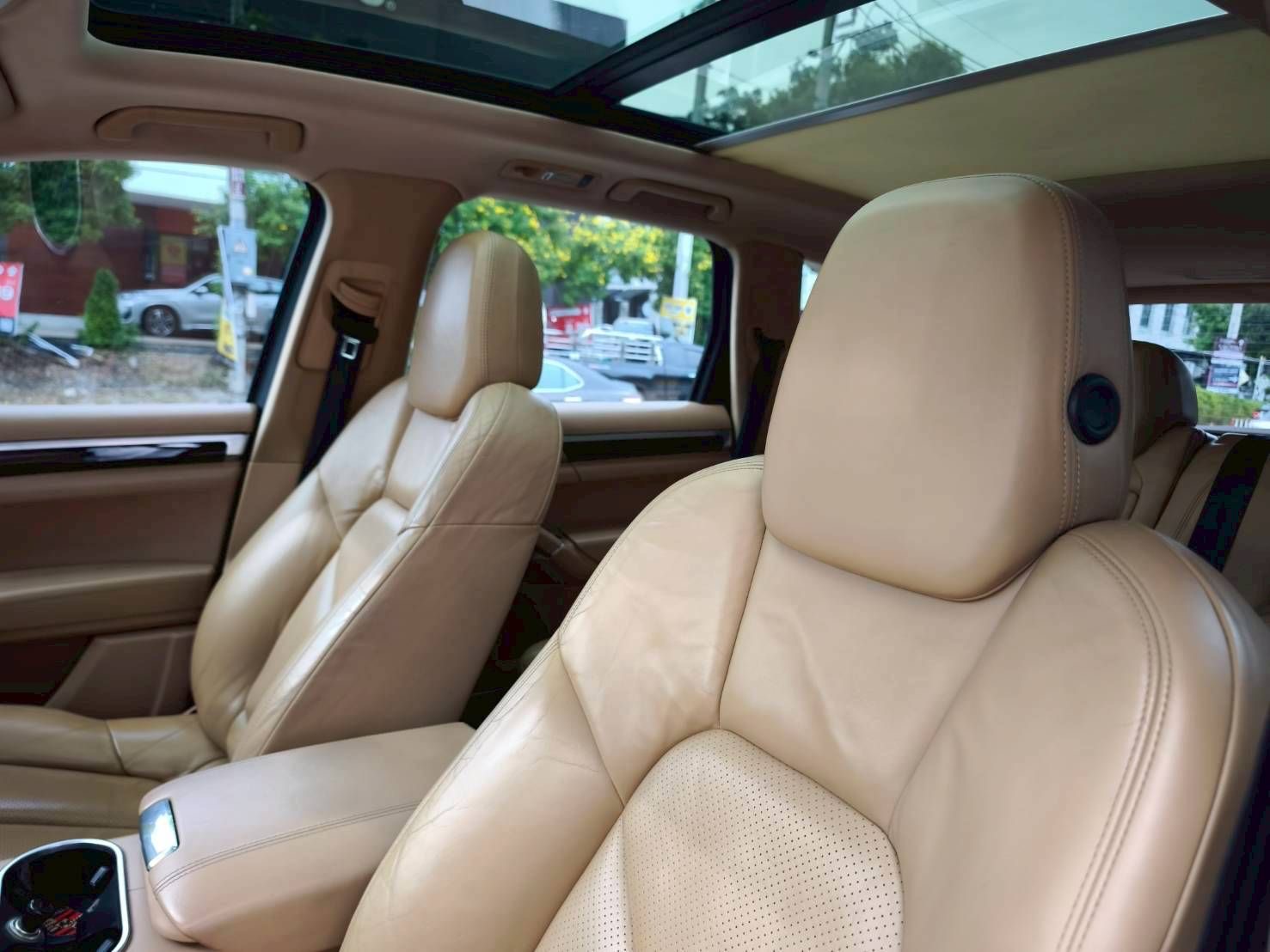 PORSCHE CAYENNE 3.0 HYBRID ปี 2013