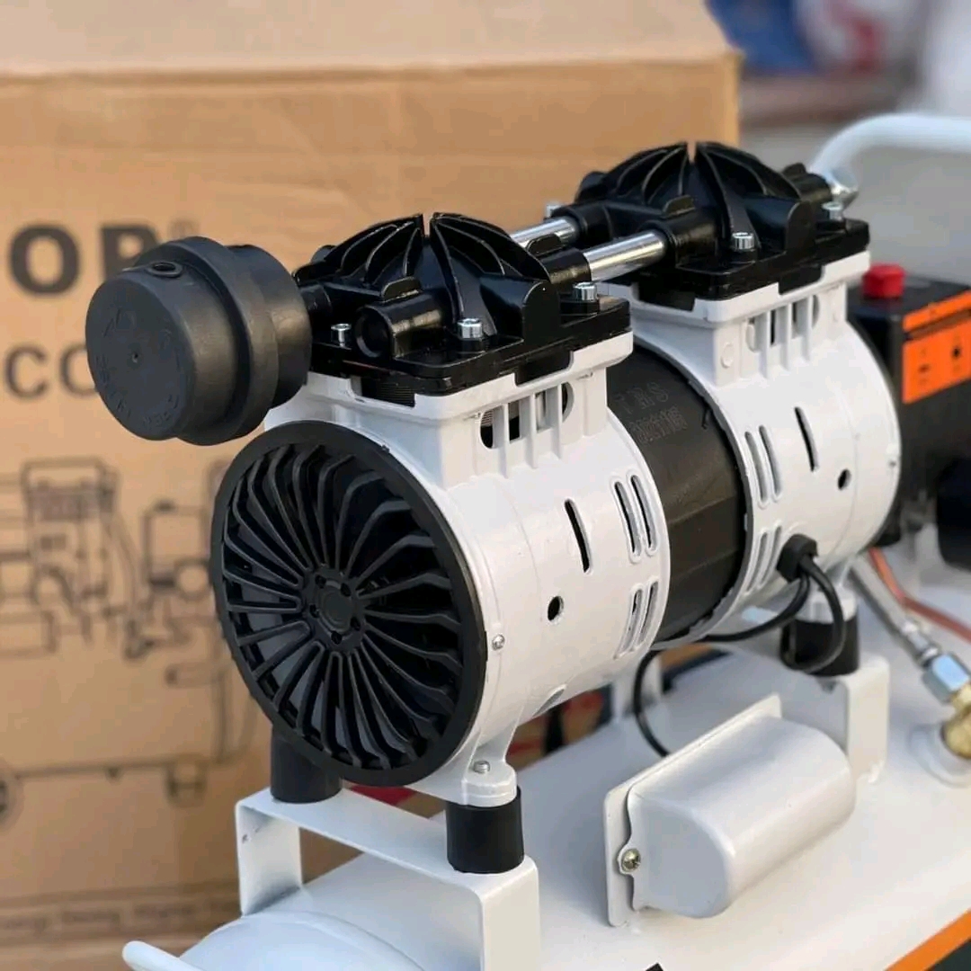 ปั๊มลม 30ลิตร Etop ระบบ oil free (เสียงเงียบ)