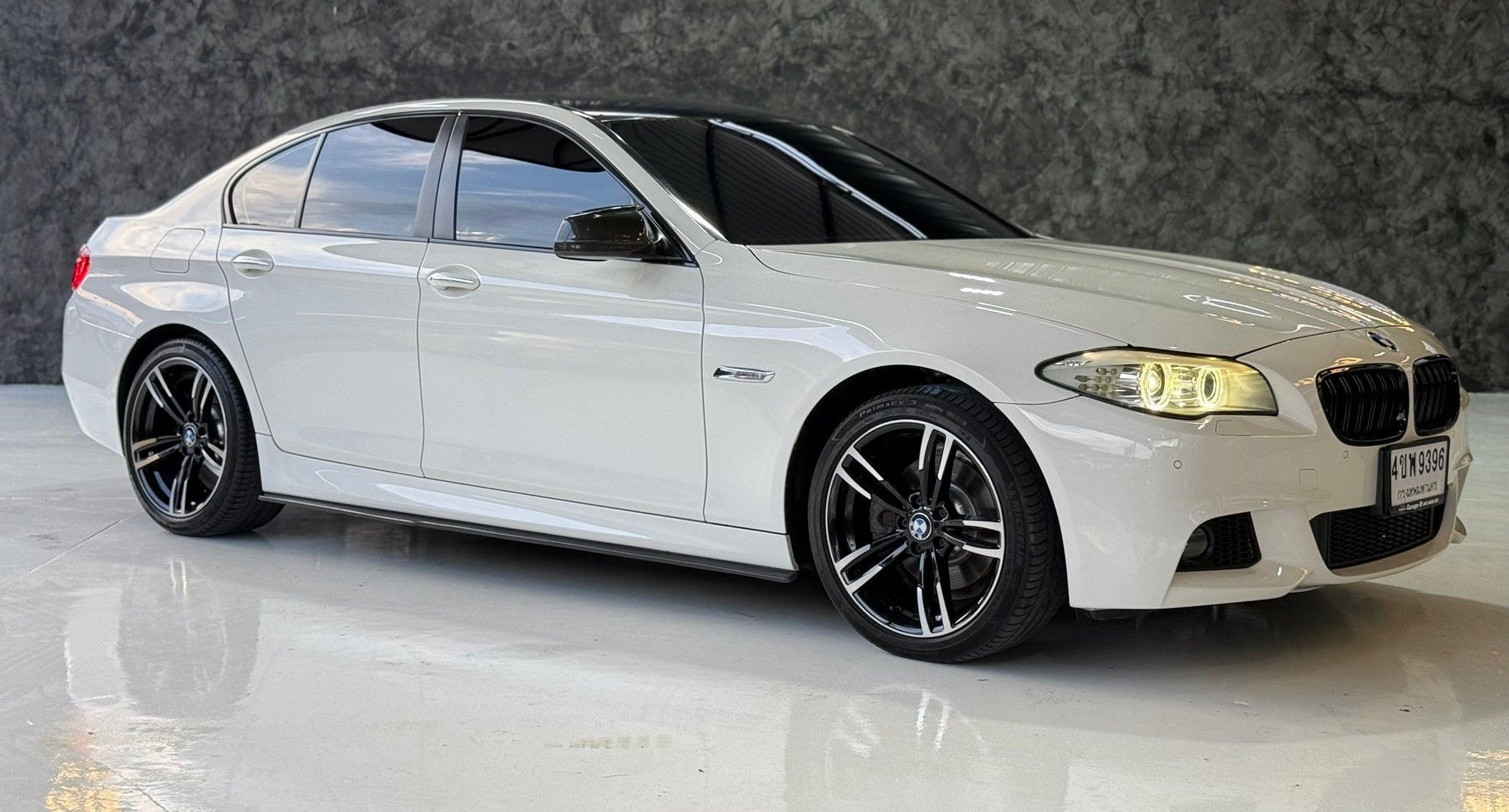 BMW 520i ปี 2013