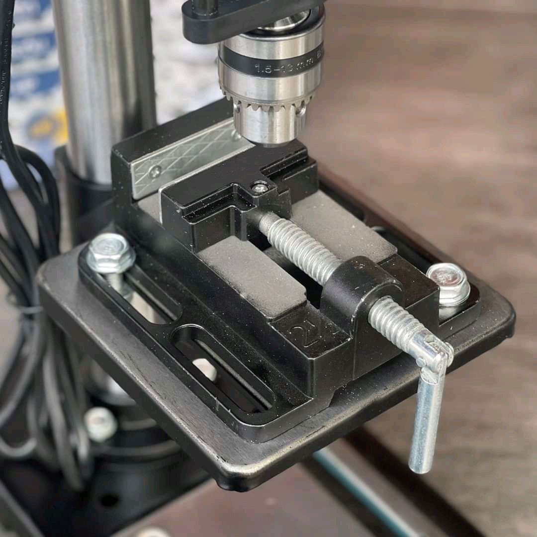 แท่นเจาะสว่าน/สว่านแท่น 4 หุน OSUKA OSDP-400 แถมฟรีปากกาจับชิ้นงาน