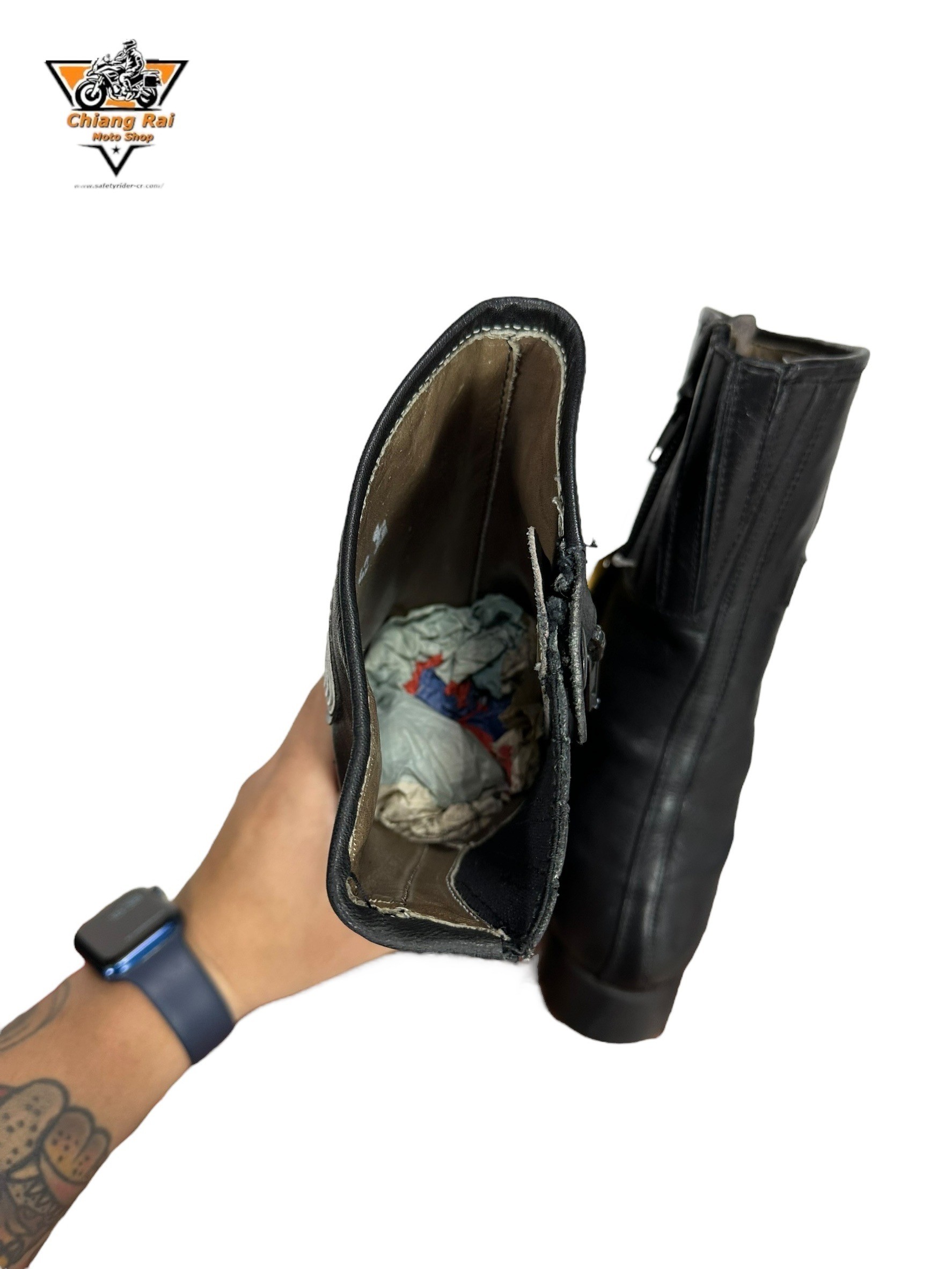 รองเท้าขี่มอเตอร์ไซด์( มือสอง) RCBS-611 Size ขนาดจากป้าย 42:EUR / 7.5:UK / 25.8:Cm.(alpinestars)