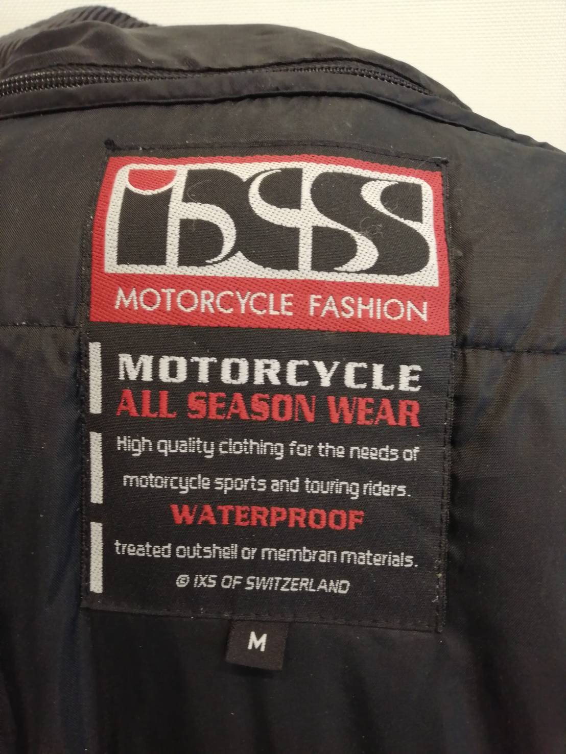 เสื้อขี่มอเตอร์ไซด์( มือสอง) RCS 183 ขนาด : อก 50" ยาว 25" **ยี่ห้อ IXS**