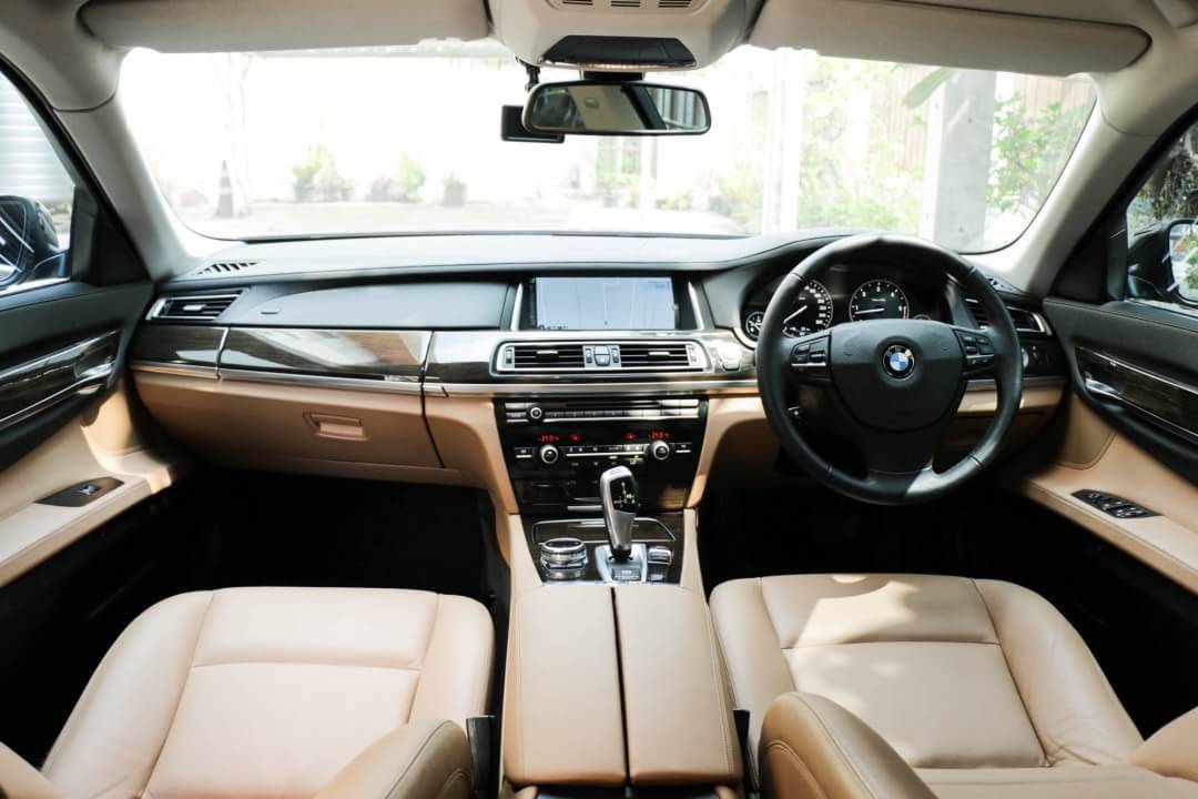 BMW 730Ld Lci ปี2015 สีดำ