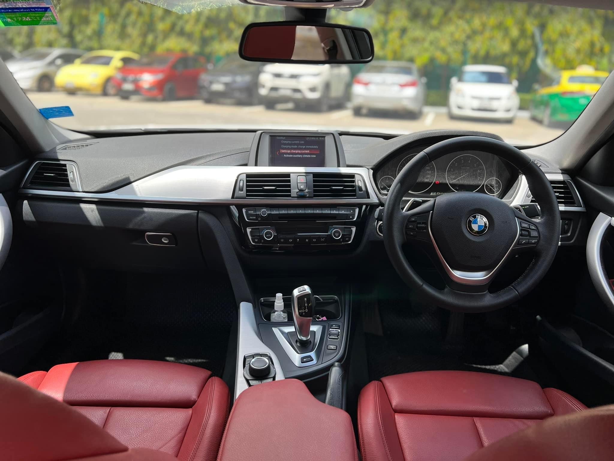 BMW F30 330e SPORTS ปี 2018