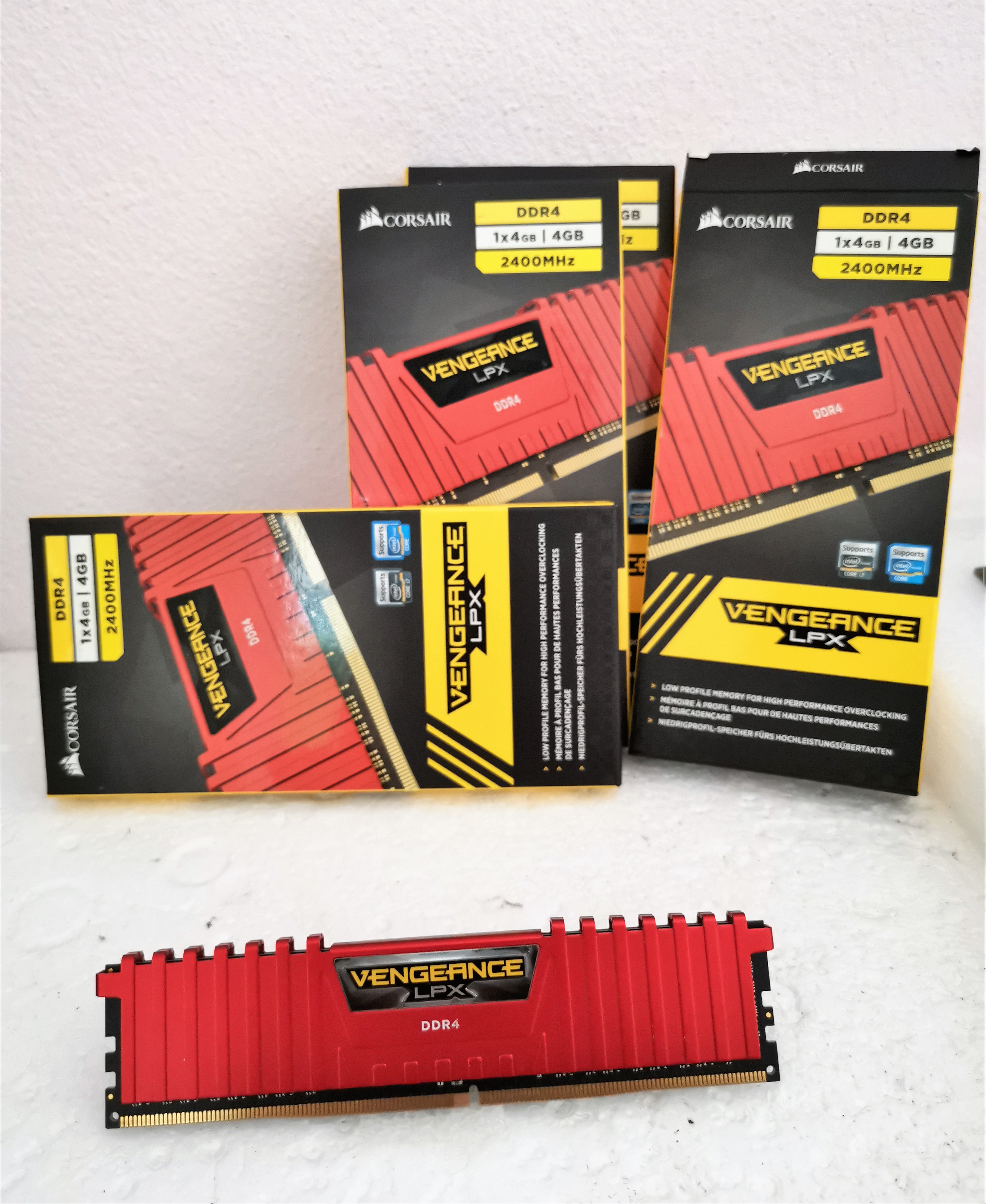 Ram CORSAIR VENGEANCE LPX DDR4 4G(4*1) Bus2400