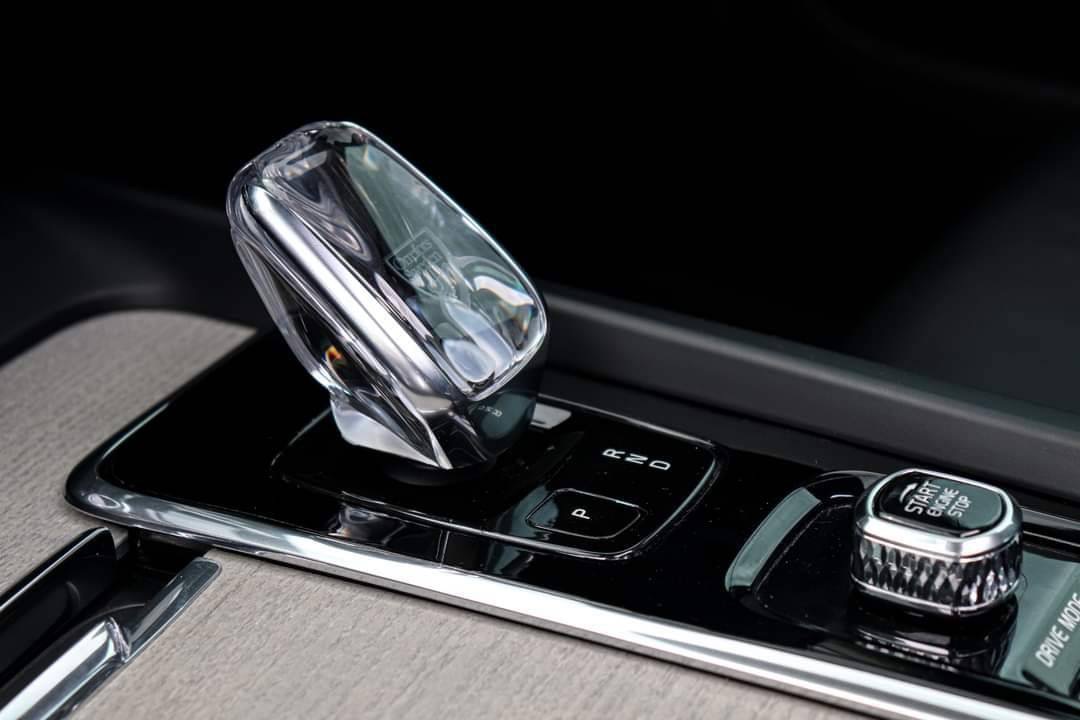 Volvo XC60 2.0 Recharge T8 Inscription 4WD SUV ปี2021