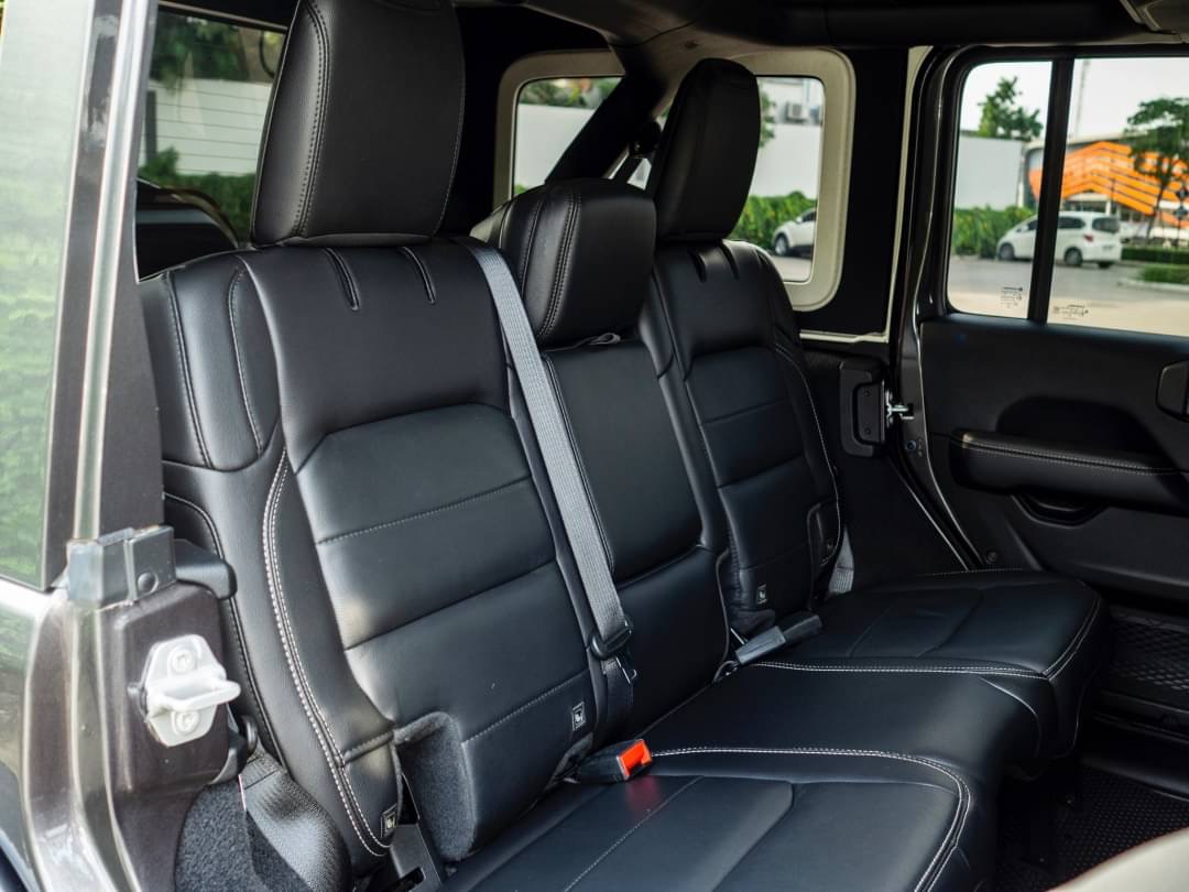 JEEP WRANGLER UNLIMITED OVERLAND 2.2 D 4WD ปี 2021