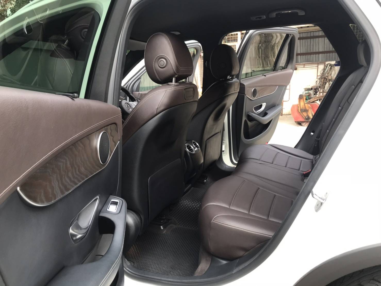Mercedes Benz GLC 250d offroad ปี 2018
