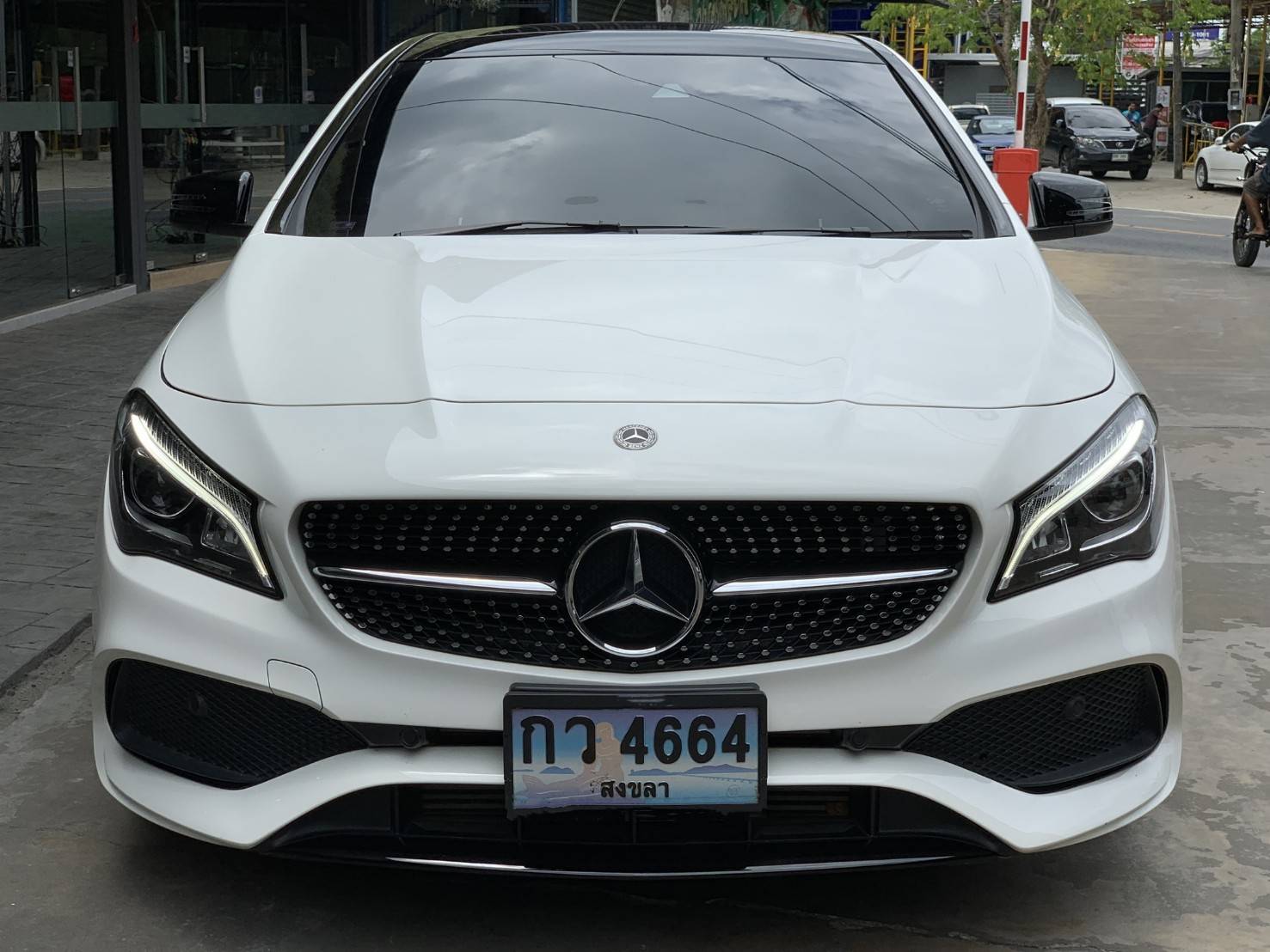 Mercedes-Benz CLA250 AMG WhiteArt Edtion ปี 2018💥Sold Out💥