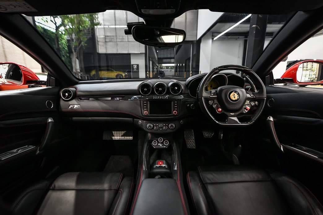Ferrari FF V12 660แรงม้า ปี 2015 แท้
