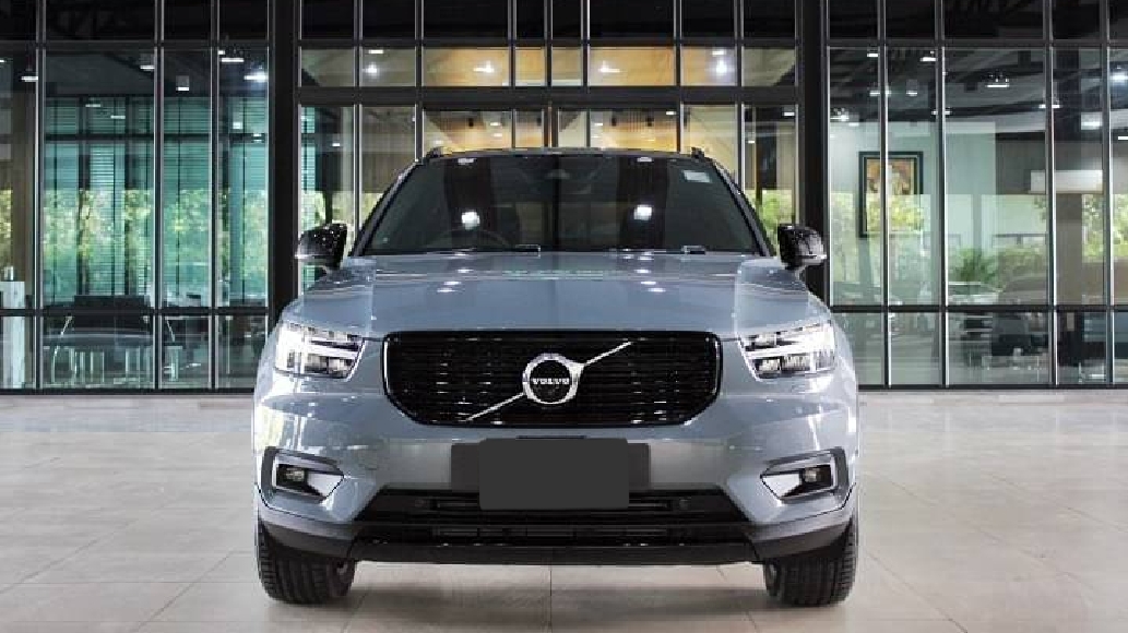 VOLVO XC40 2.0 T5 R-Design Awd ปี 2020