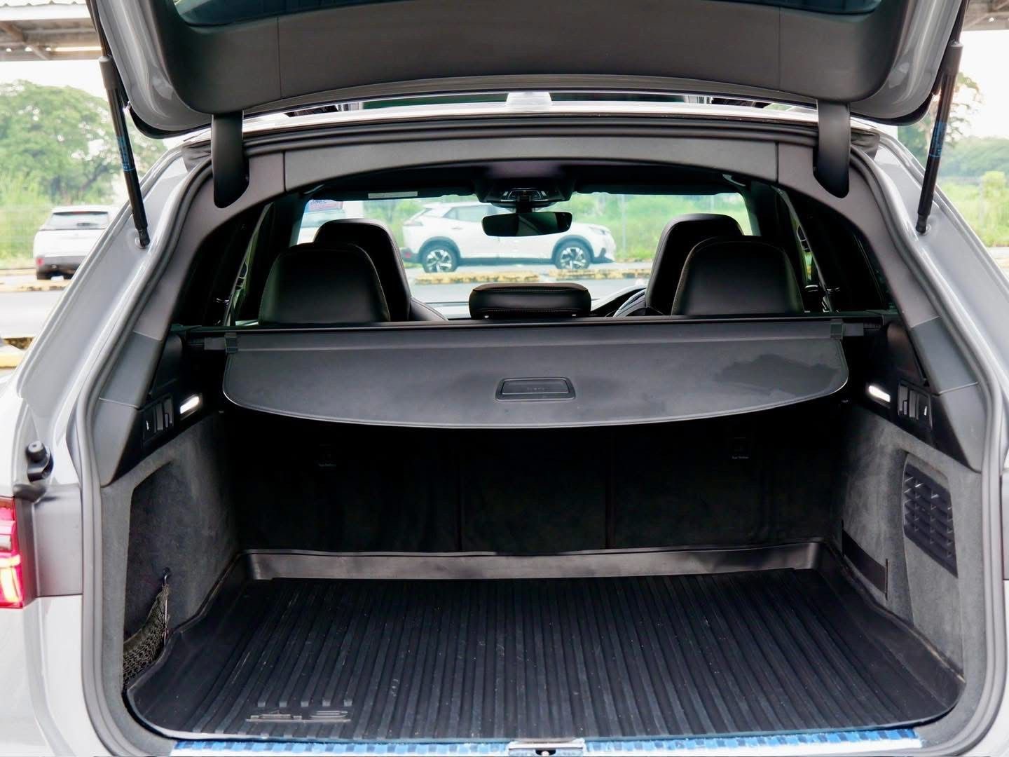 Audi RS6 Avant Performance Vorsprung ปี 2020