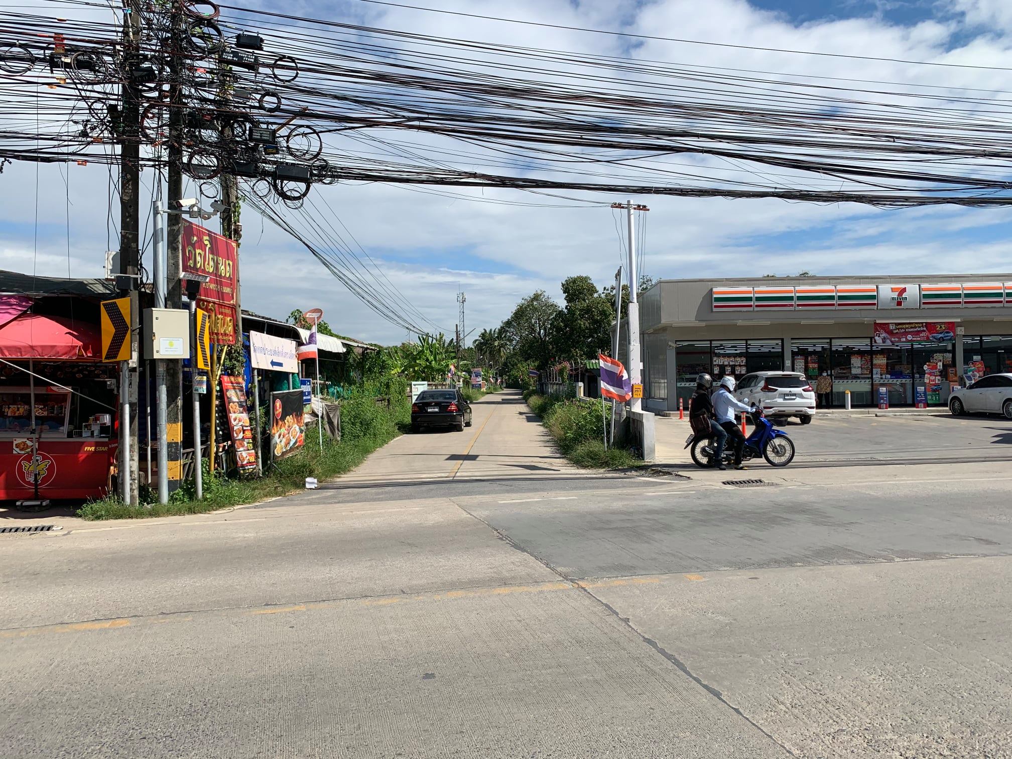 ขายที่ดิน แปลงมุม ใน วัดชลอ, บางกรวย
