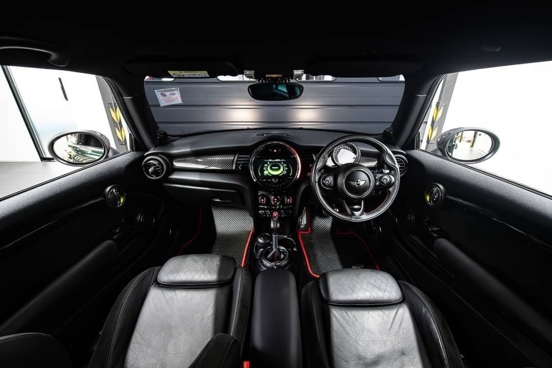 Mini CooperS JCW DressUp F56 ปี 2017