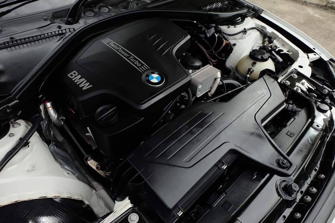 BMW 328i Sport ปี2013
