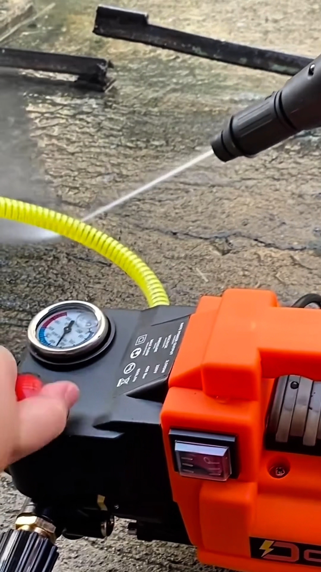 เครื่องอัดฉีดแรงดันสูง ยี่งอ Onsen 420 บาร์ ปรับความแรงบาร์ได้ 100-420 บาร์ จะฉีดเบา ฉีดแรง