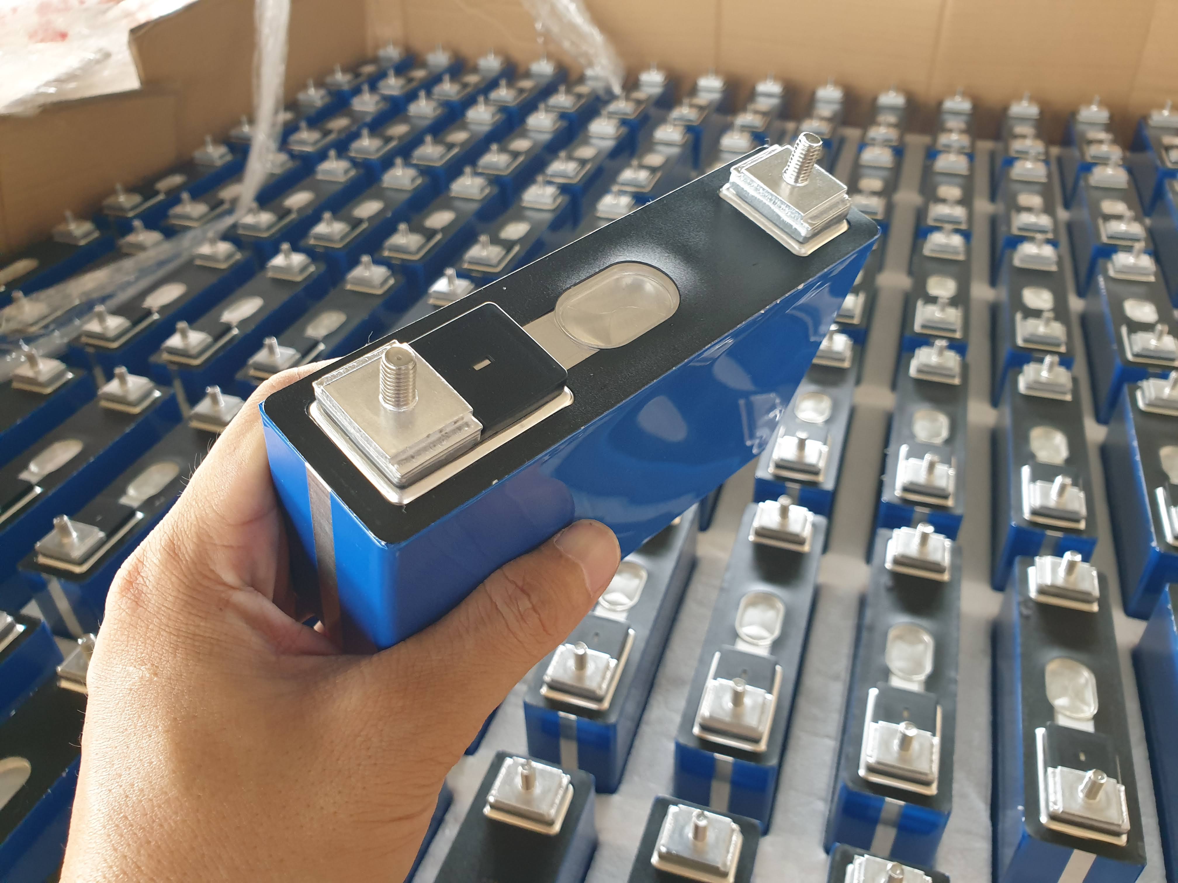 NMC 3.7v 70Ah Lihtium ion battery cell