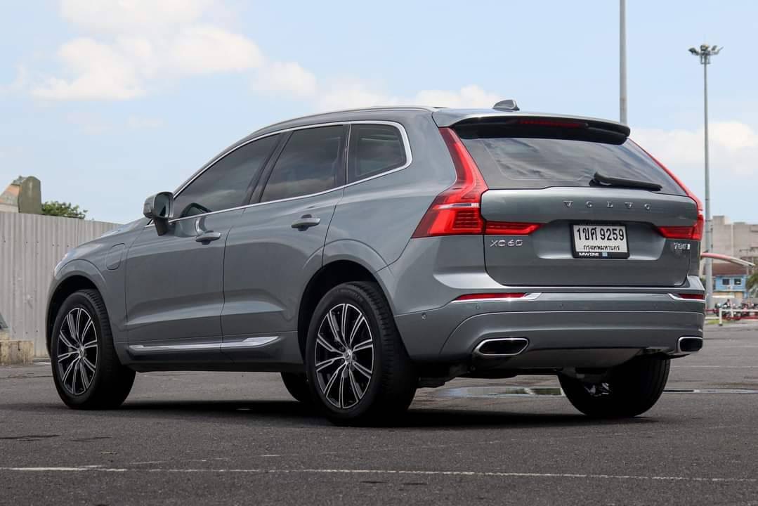 Volvo XC60 2.0 Recharge T8 Inscription 4WD SUV ปี2021